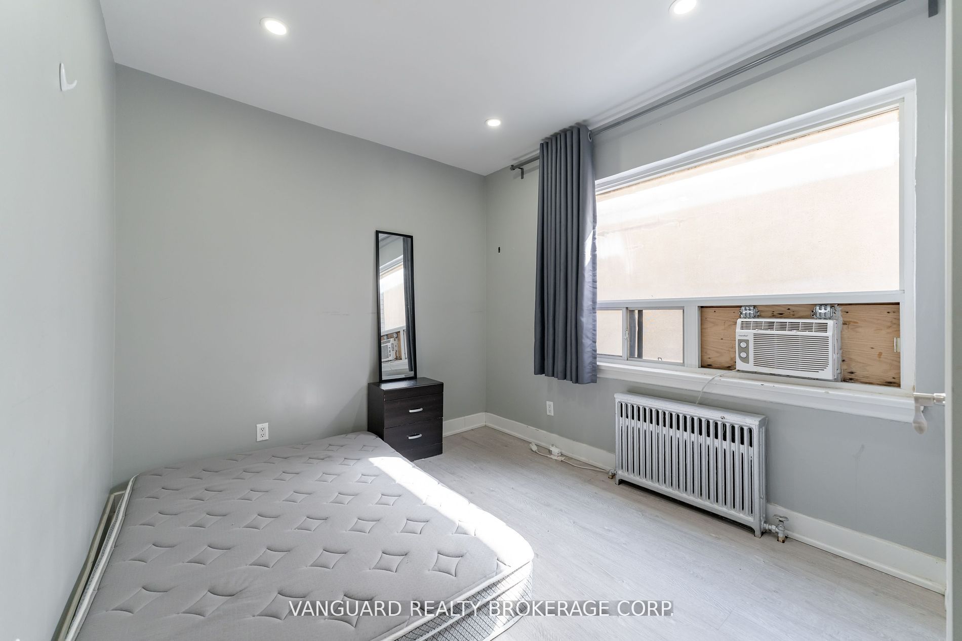 1705-1707 Jane Street Property Photo 36