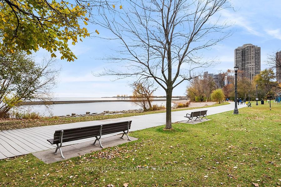 1928 Lake Shore Boulevard W 2115 Property Photo 29