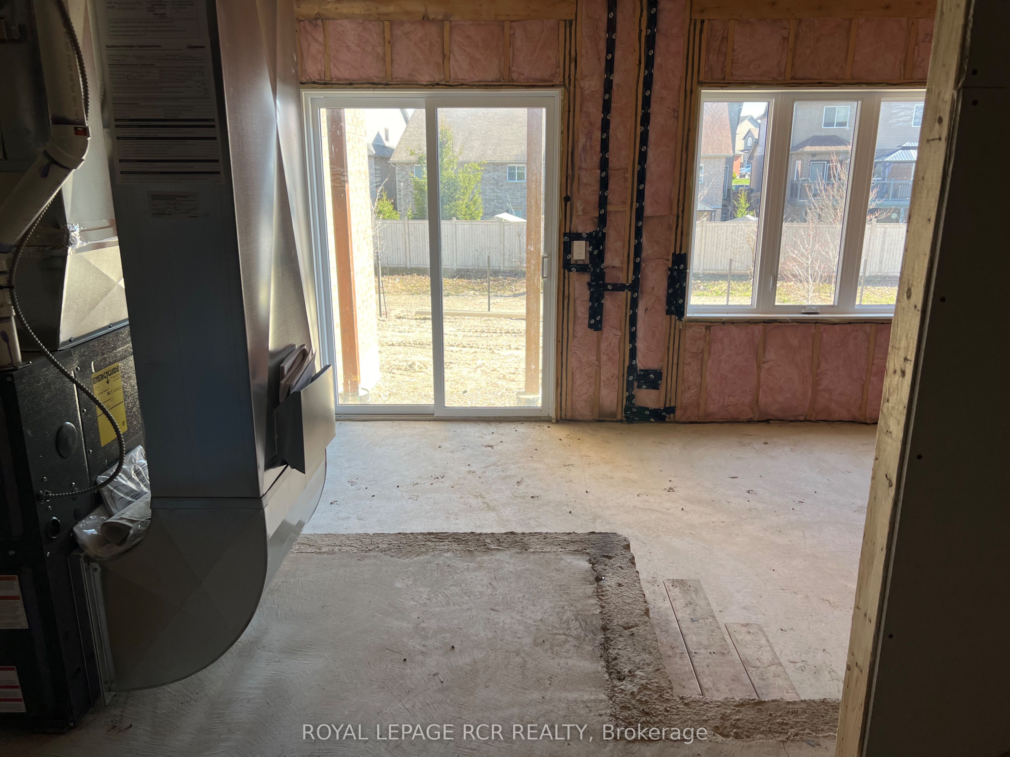 #20 - 690 Broadway Avenue Property Photo 25