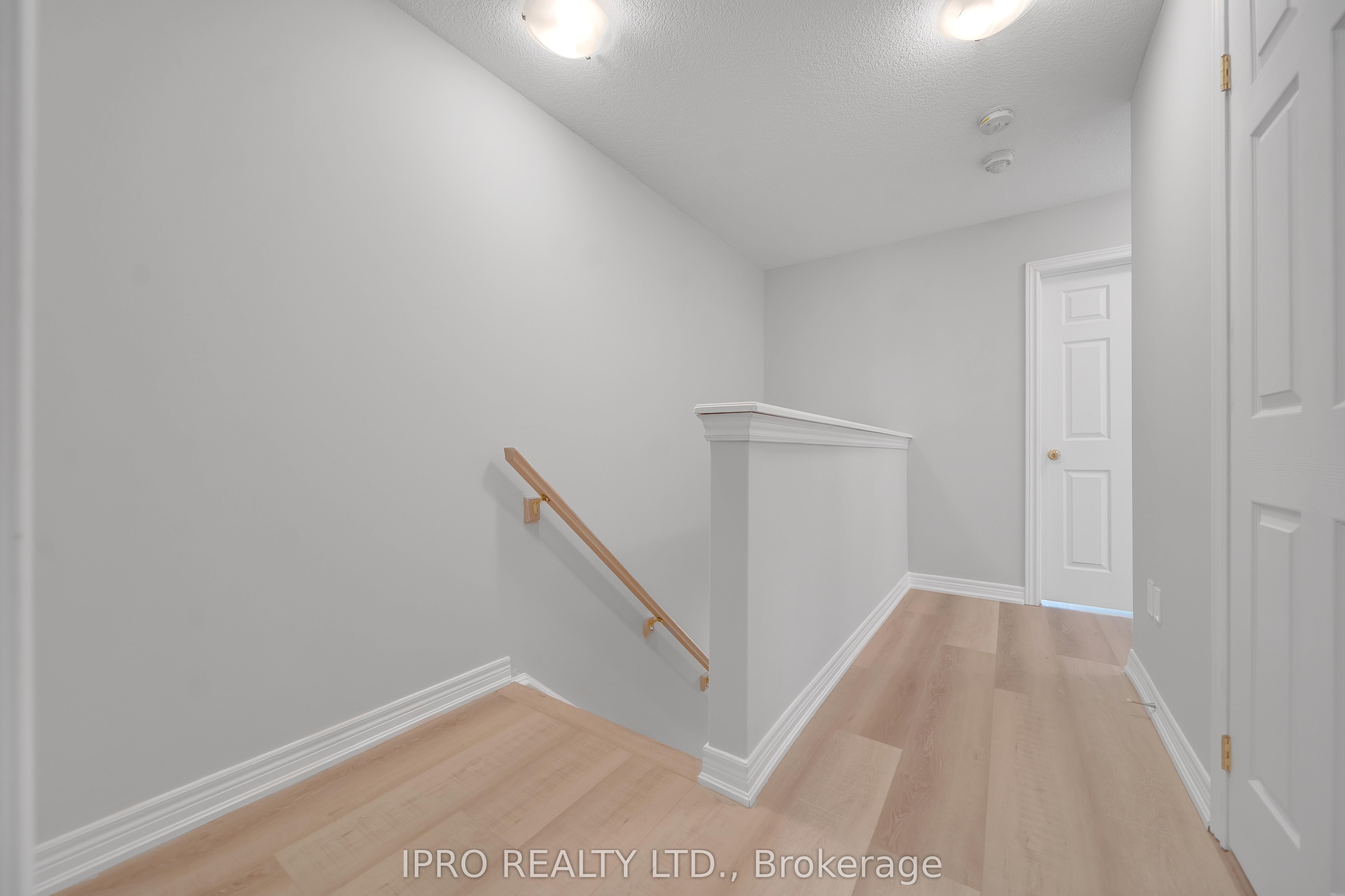 124 Parkinson Cres Property Photo 21