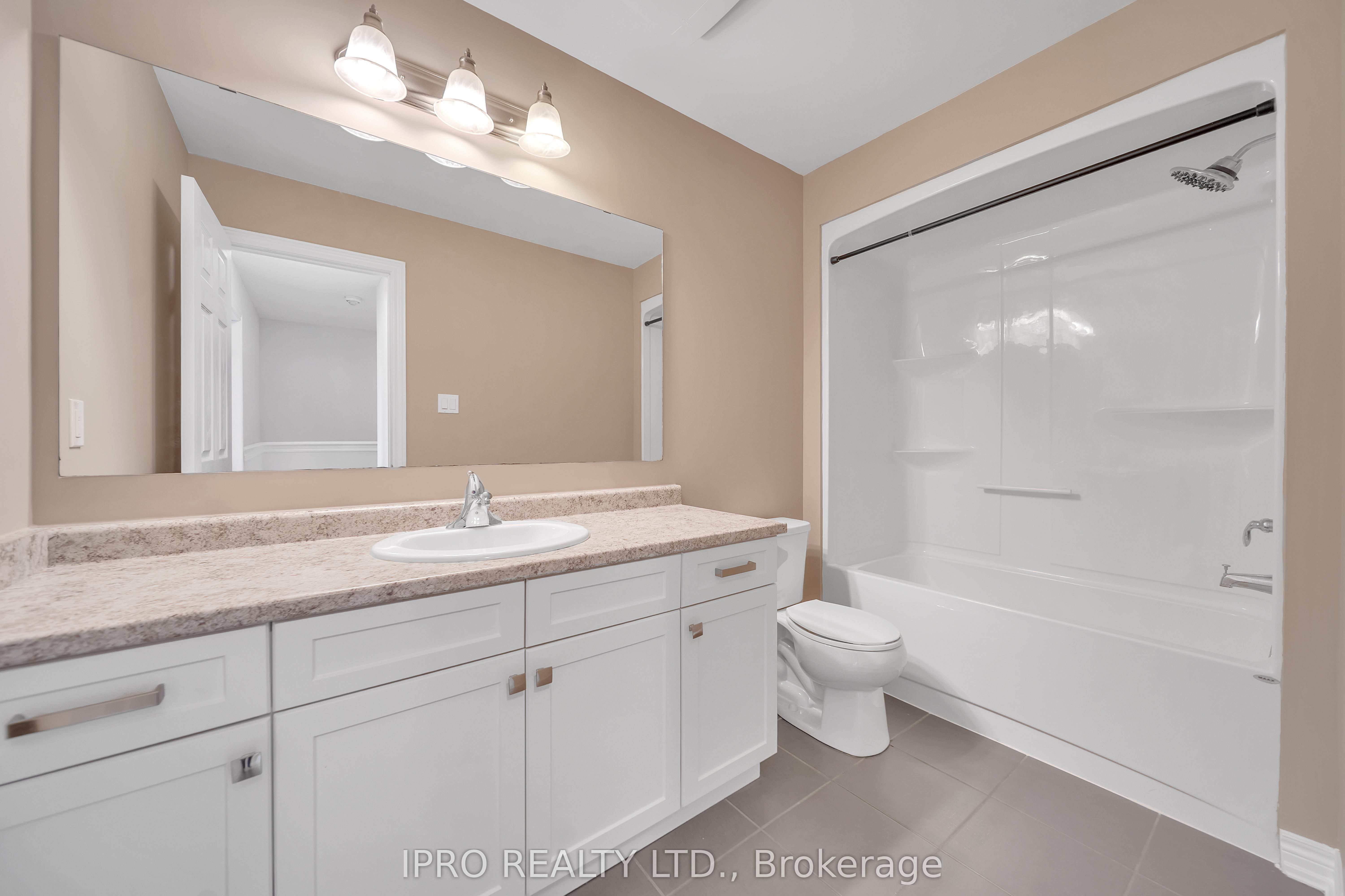 124 Parkinson Cres Property Photo 34