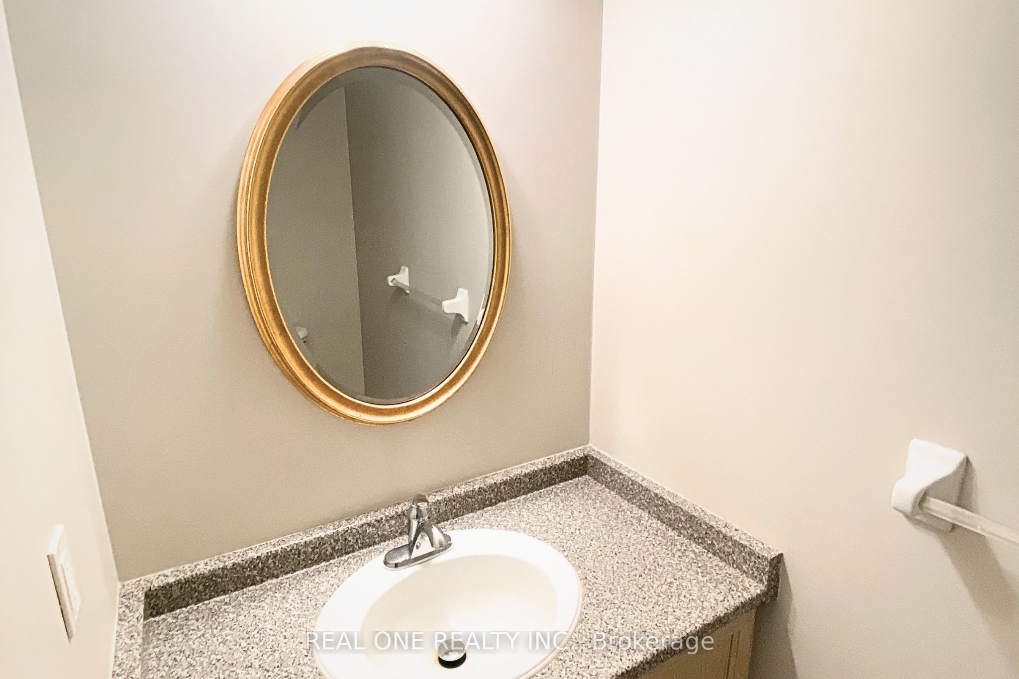1132 Westview Terrace Property Photo 25