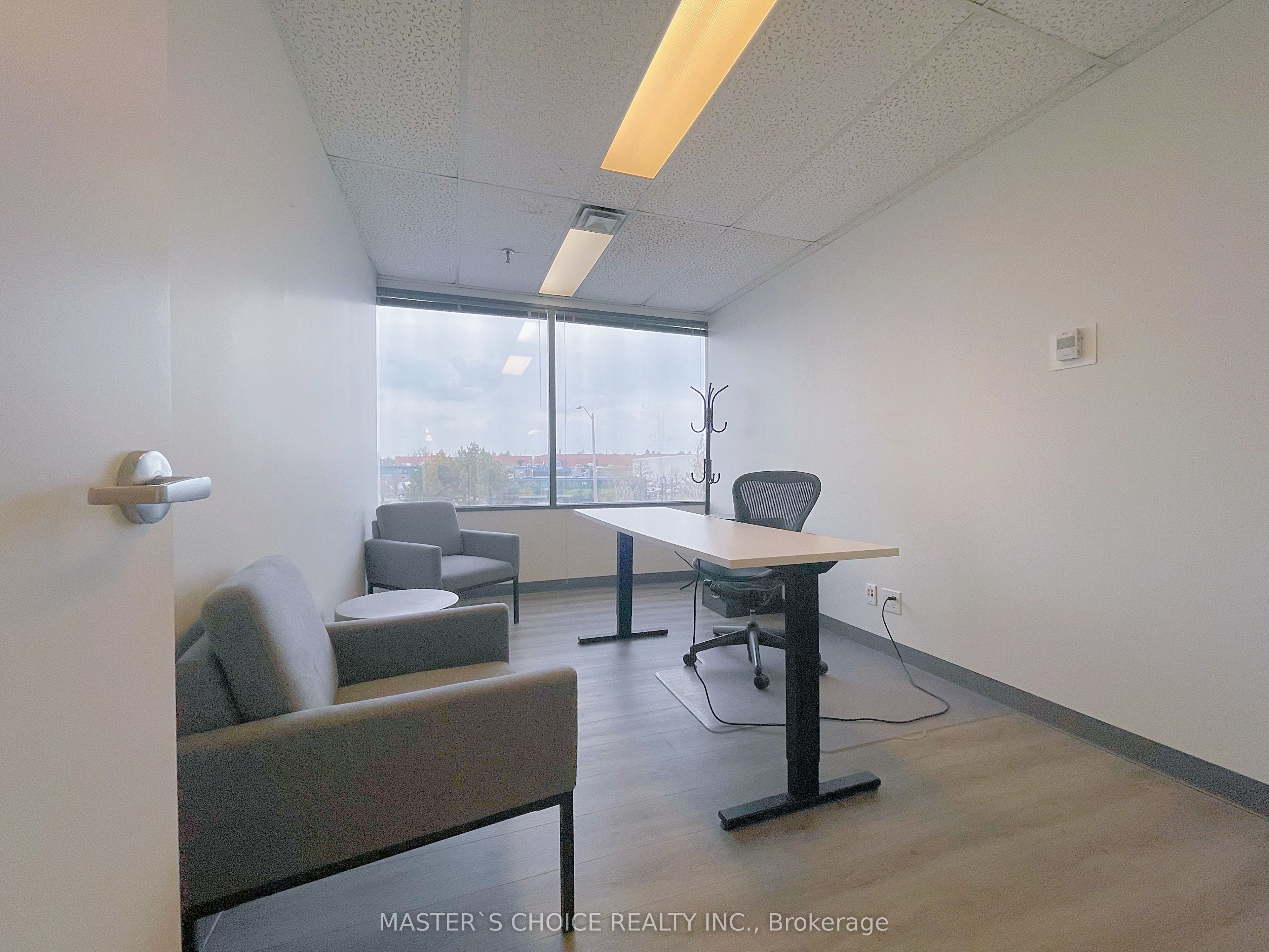 #205 - 160 Traders Boulevard Property Photo 4