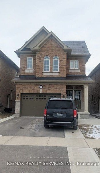 #lower - 44 Branigan Crescent Property Photo 1