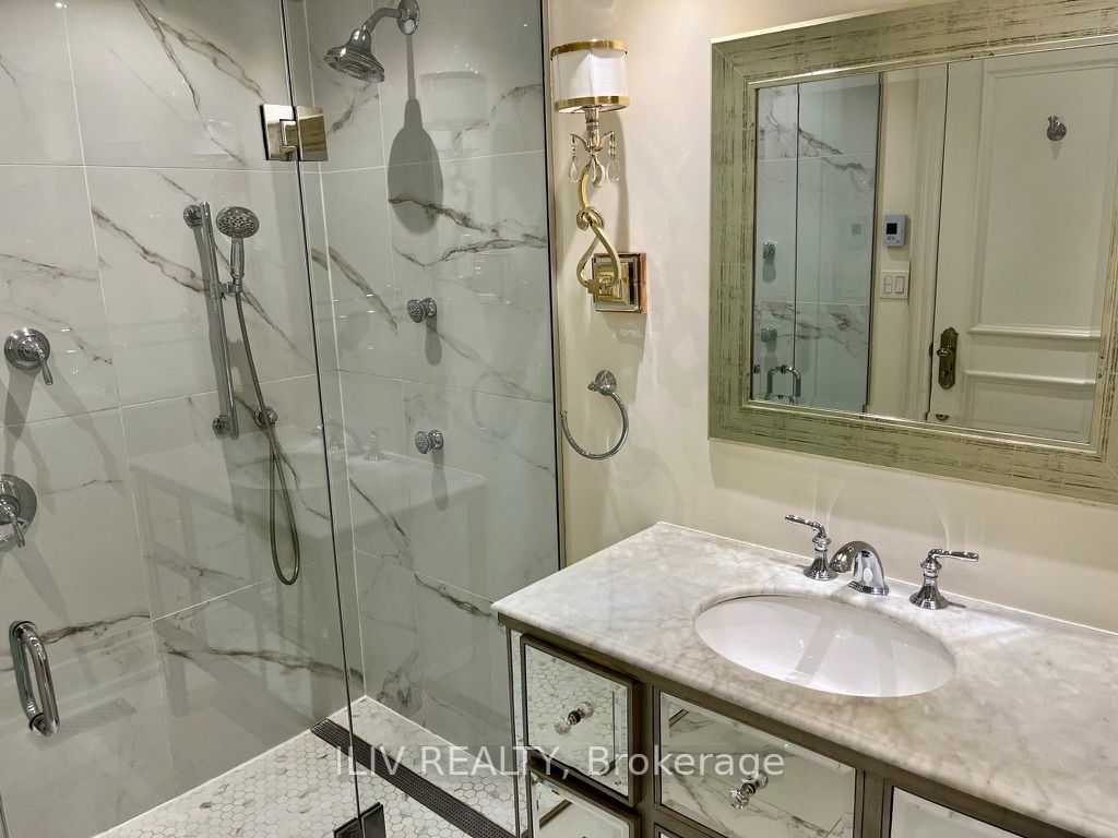 309 Riverside Drive Property Photo 15