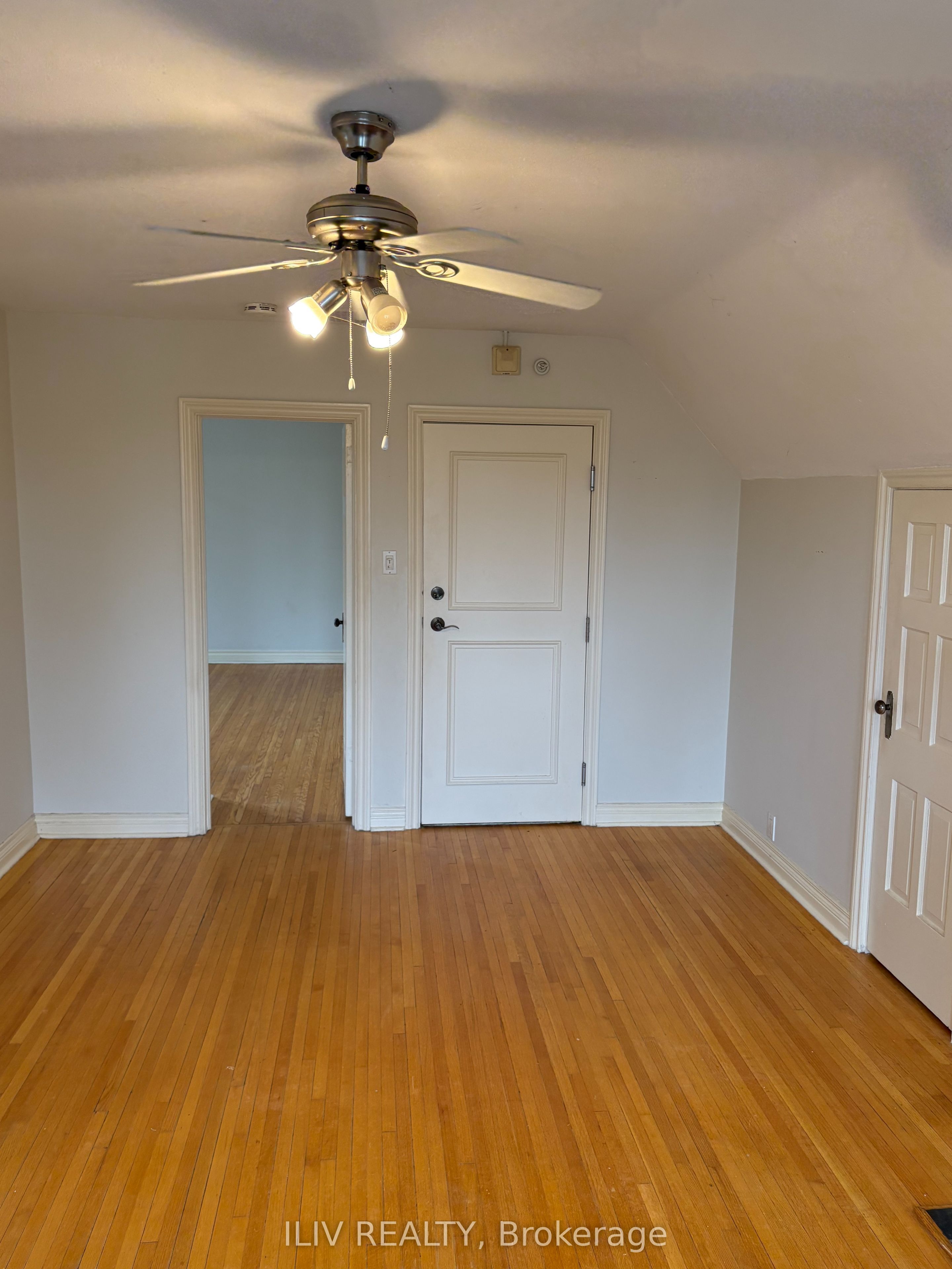 309 Riverside Drive Property Photo 26