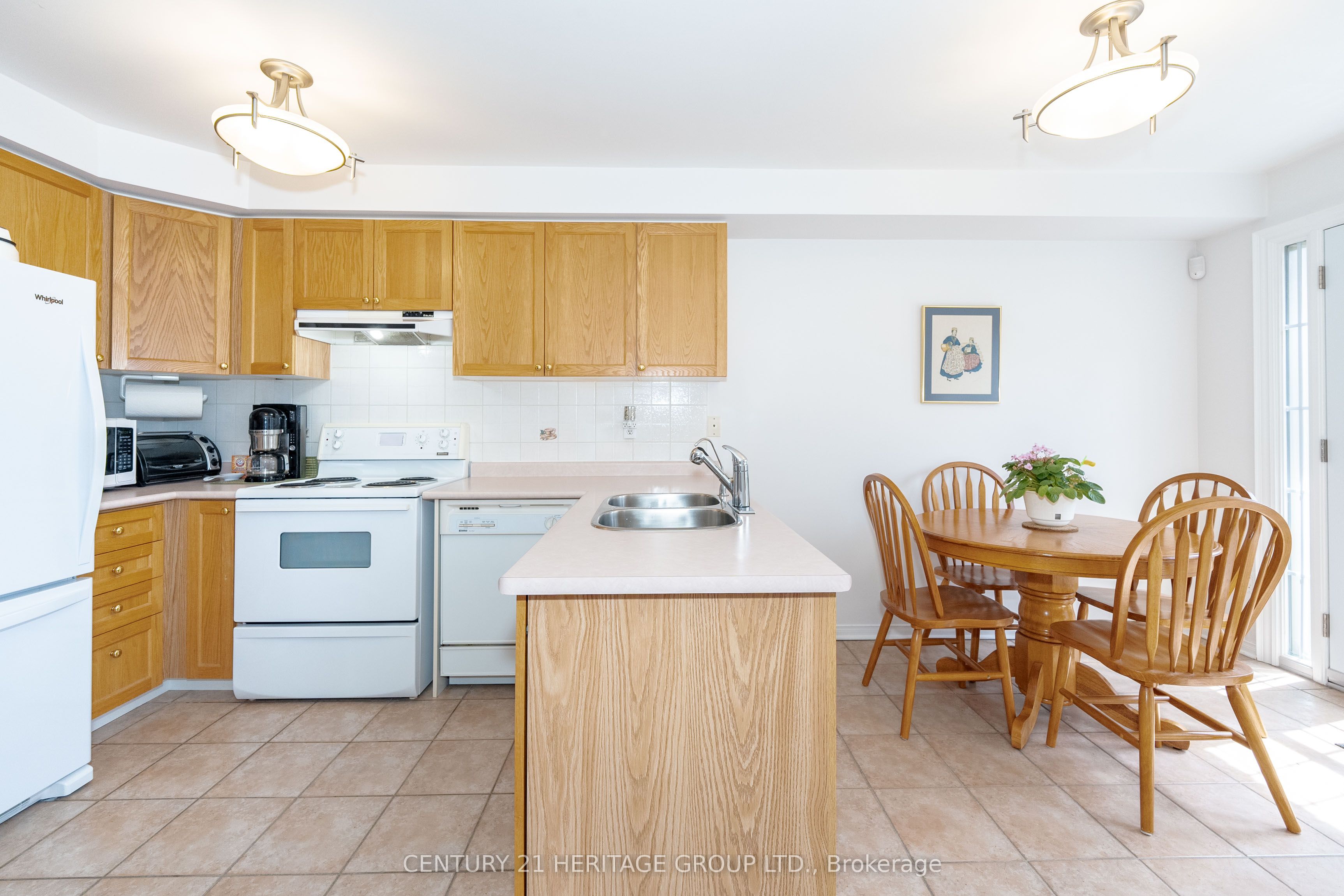 124 Rory Road Property Photo 4
