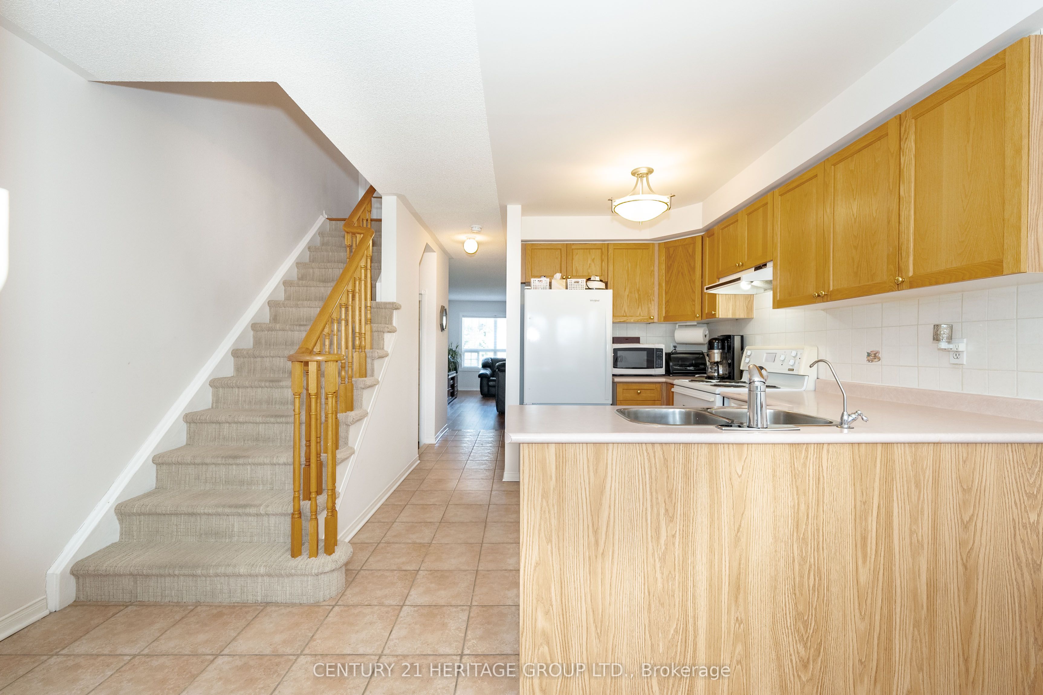 124 Rory Road Property Photo 5