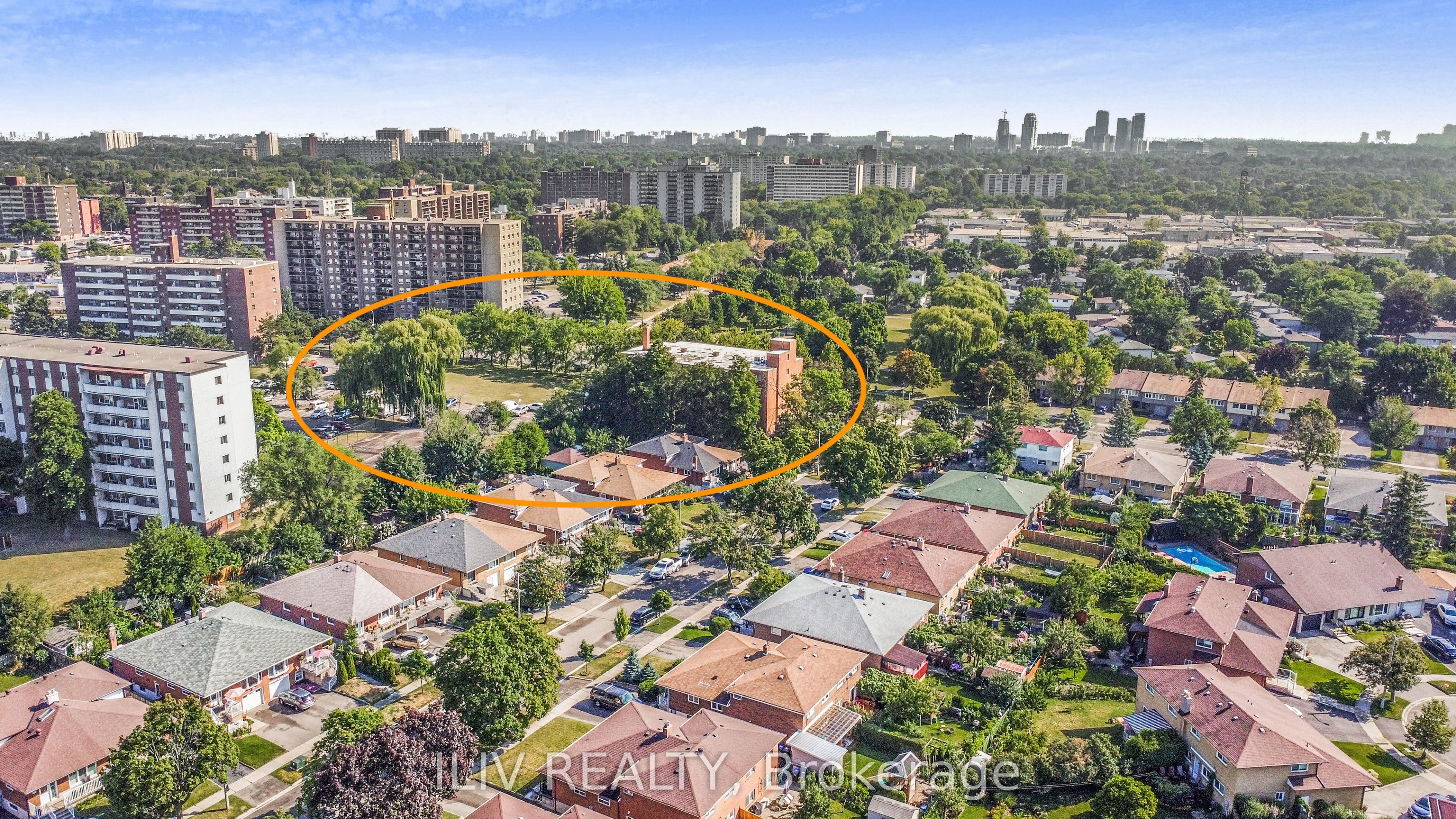 3310 Fieldgate Drive Property Photo 8