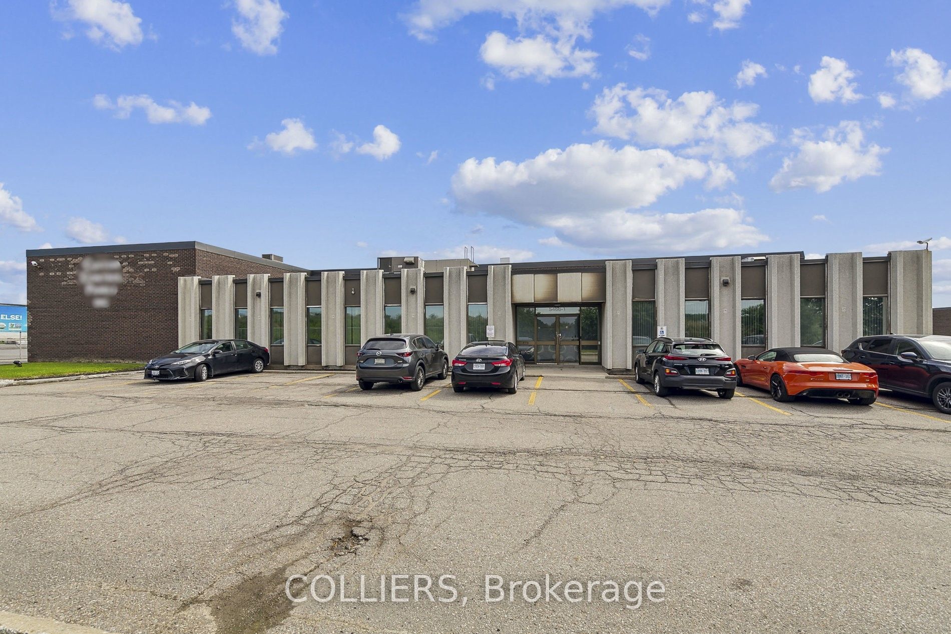 5466 Timberlea Boulevard 1 Property Photo 3