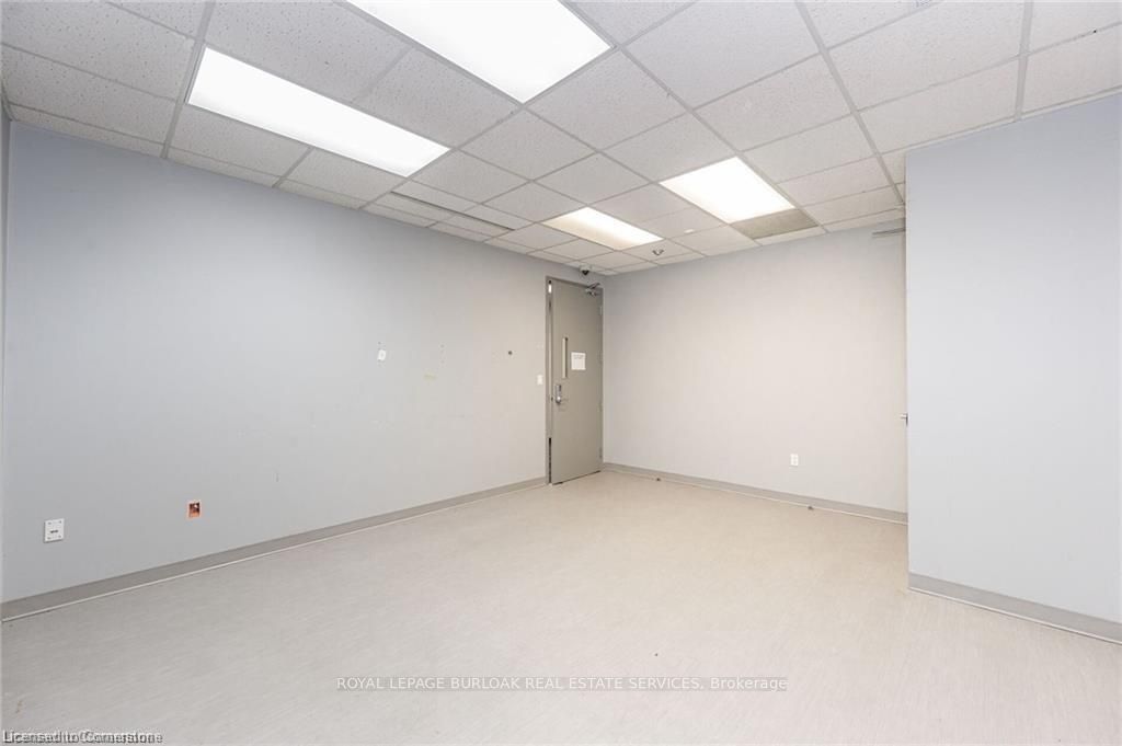 3430 South Service Road 103 Property Photo 17