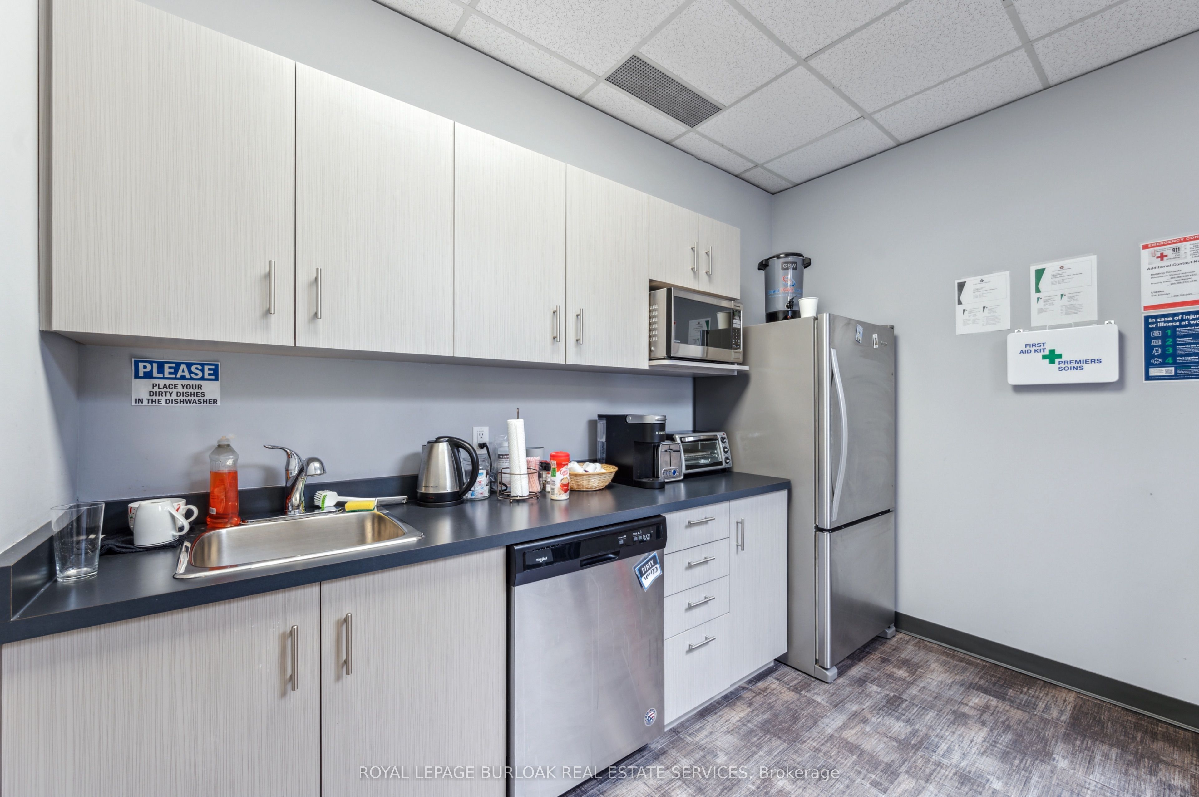 3430 South Service Road 200a Property Photo 41