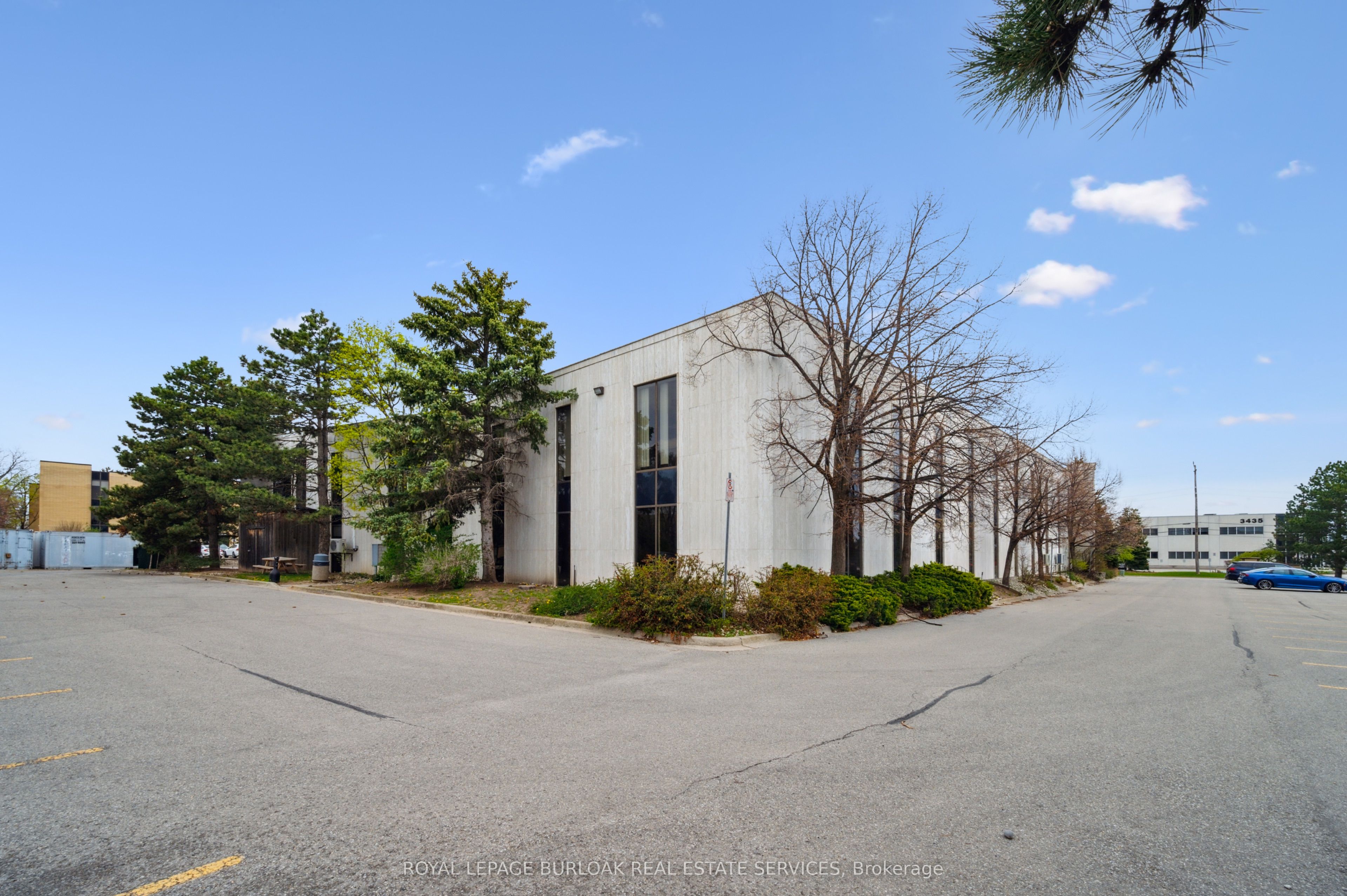 3430 South Service Road 200a Property Photo 47