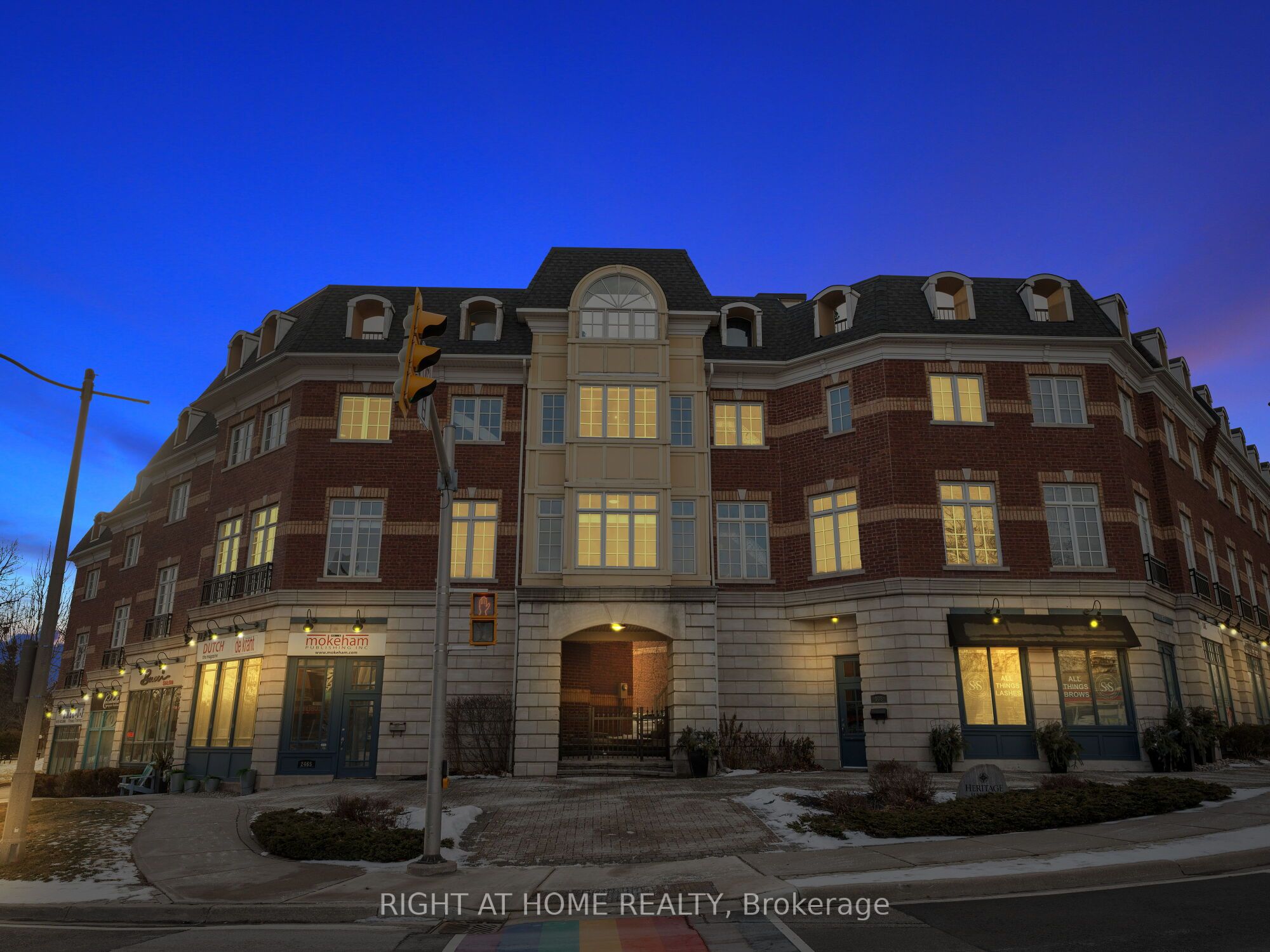 120 Bronte Road 8 Property Photo 2