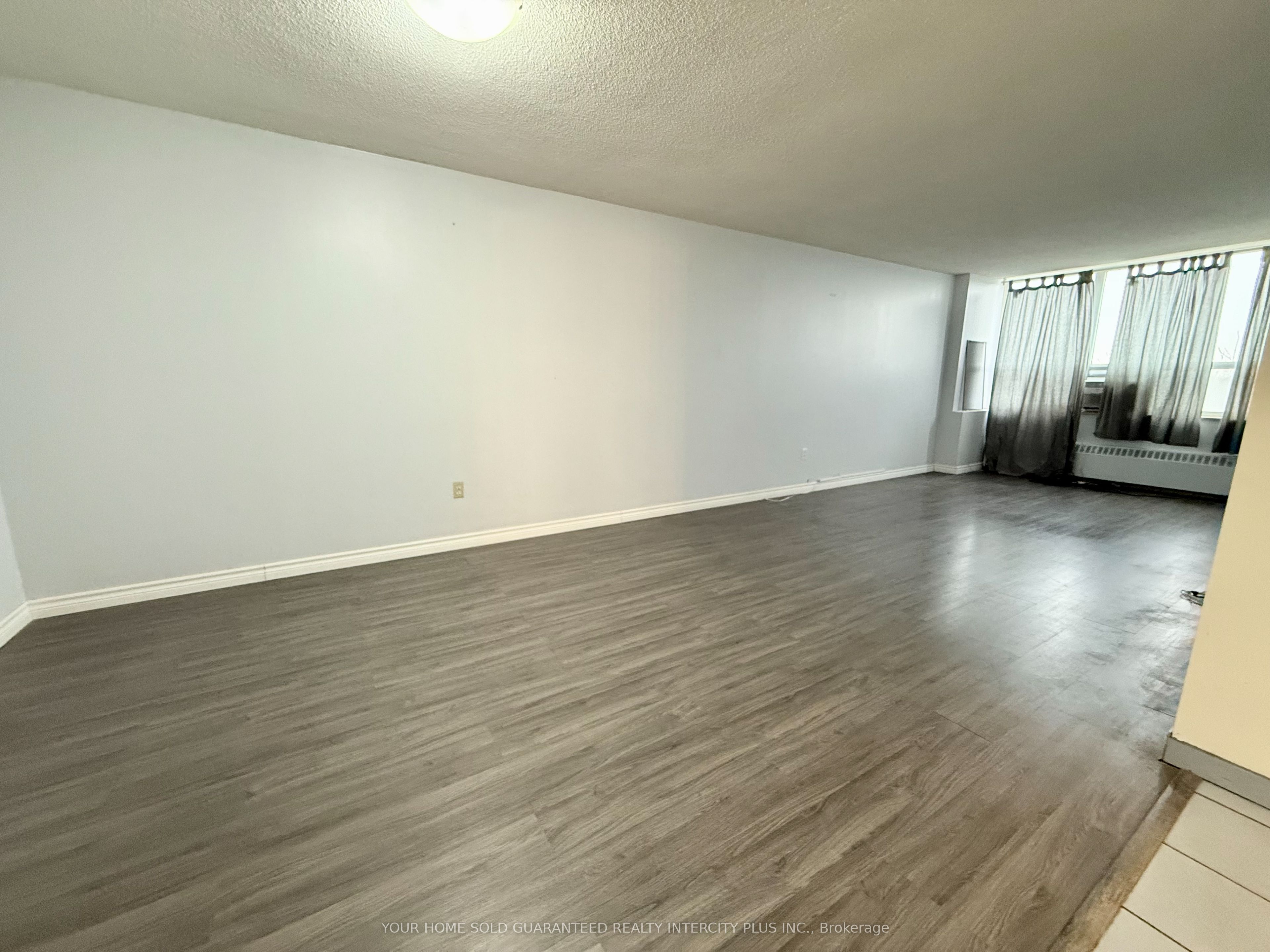 390 Dixon Road 708 Property Photo 5