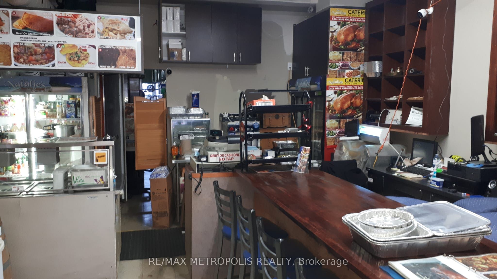 5118 Dundas Street Property Photo 3