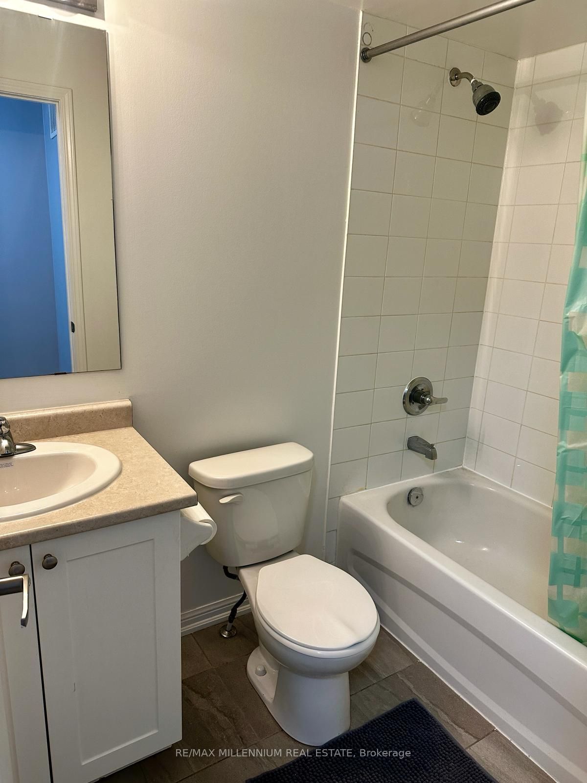 250 Sunny Meadow Blvd Property Photo 18