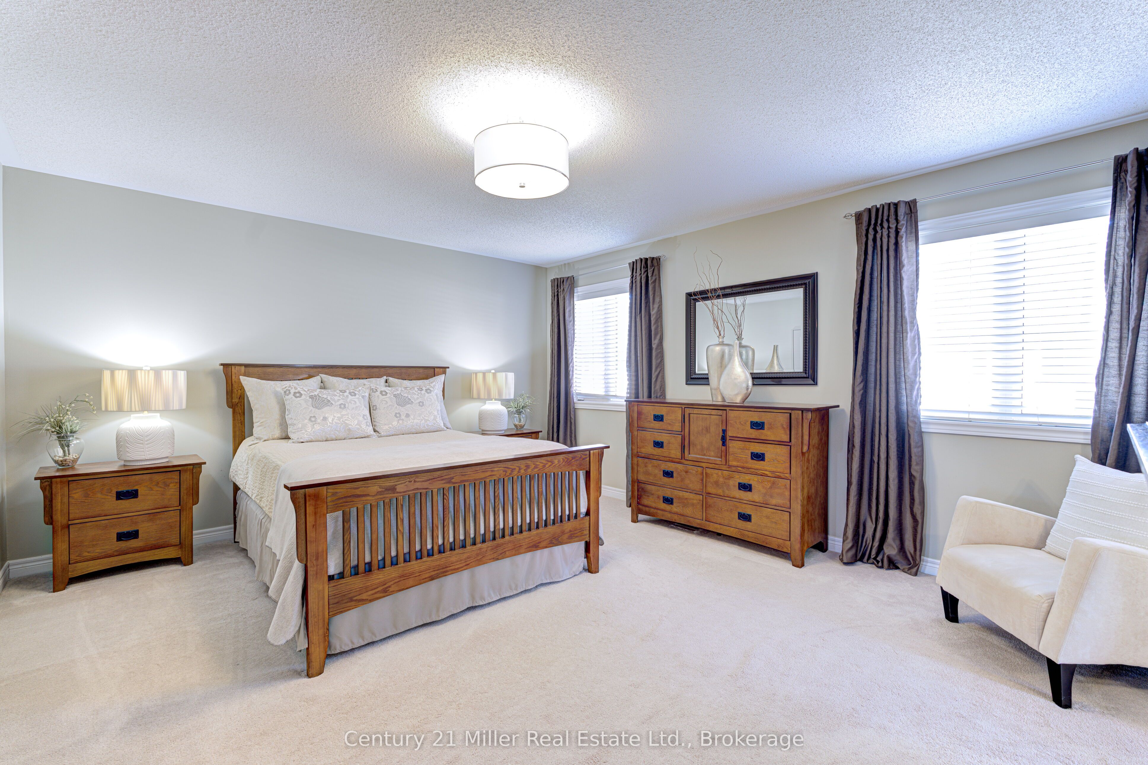 3268 Sealey Crescent Property Photo 21