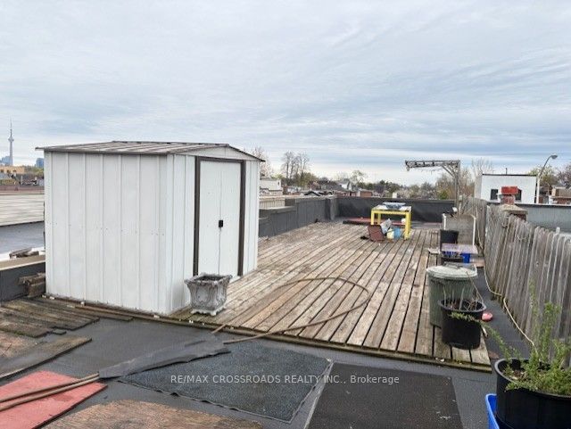 1266 Bloor Street W Property Photo 10