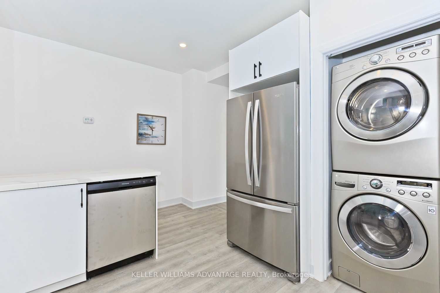 #unit B - 154 Mulock Avenue Property Photo 2