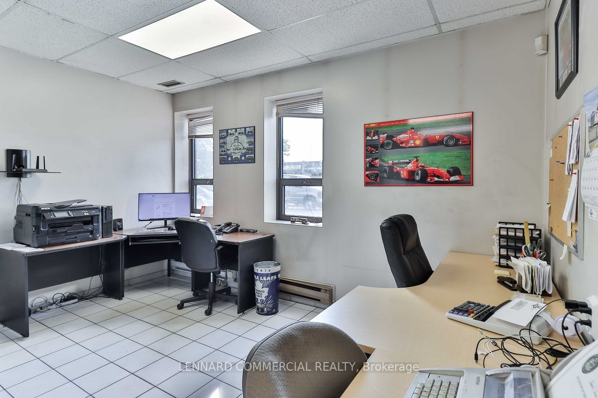 1828 Drew Road Property Photo 6