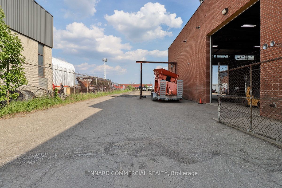 1828 Drew Road Property Photo 7