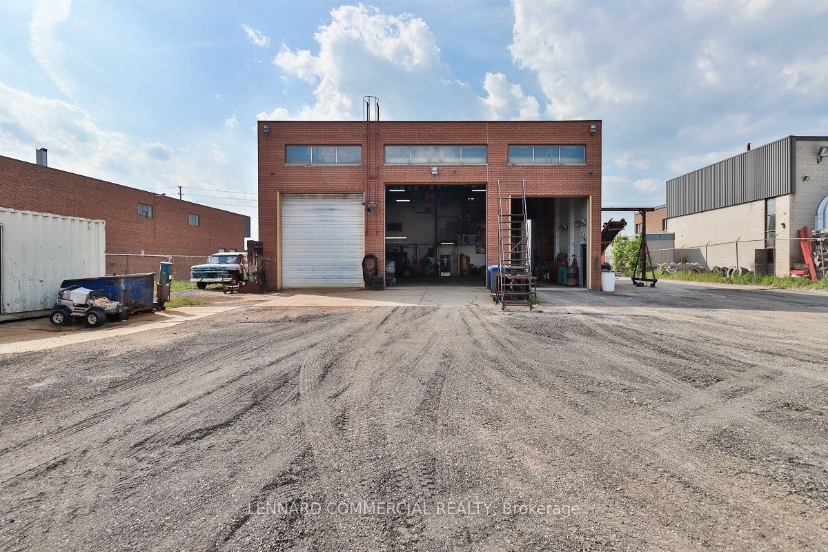 1828 Drew Road Property Photo 13