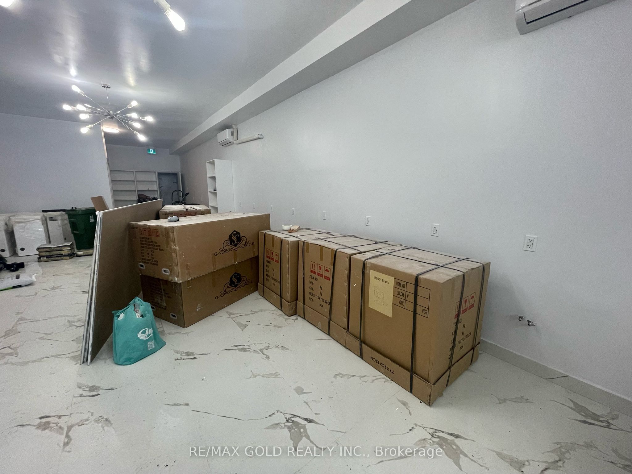1824 St Clair Avenue W Main Floor Store Property Photo 11