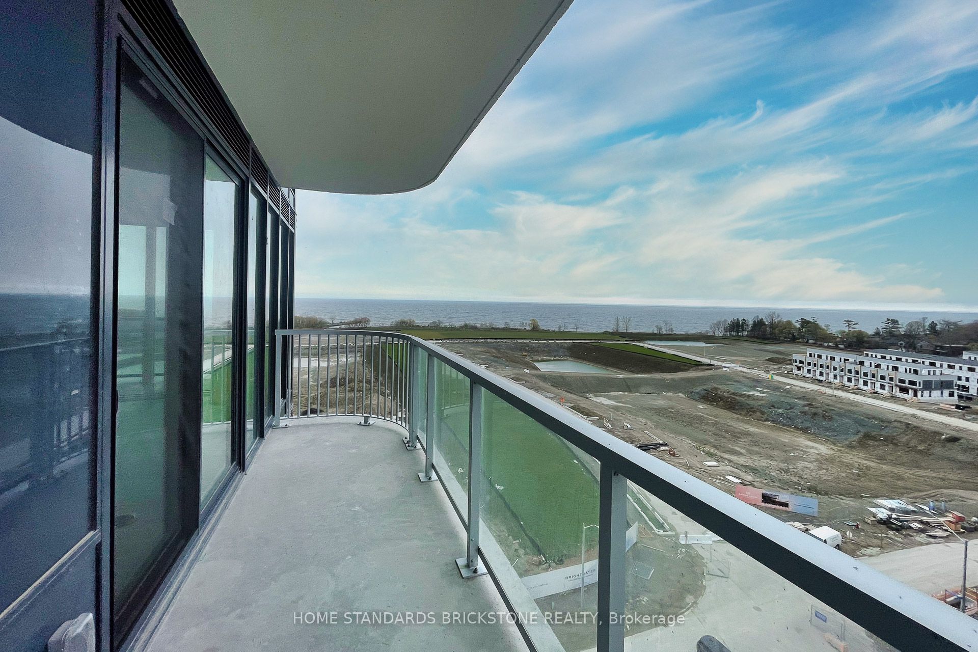220 Missinnihe Way 1012 Property Photo 34
