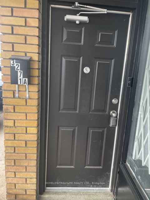 3271a Dufferin Street Property Photo 1
