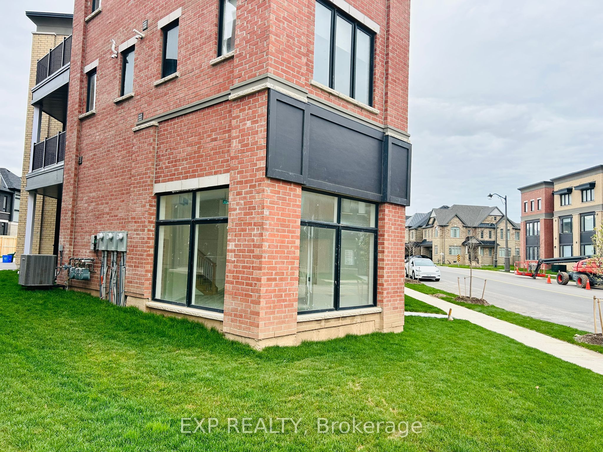 #unit 1 - 3 Marvin Avenue Property Photo 3