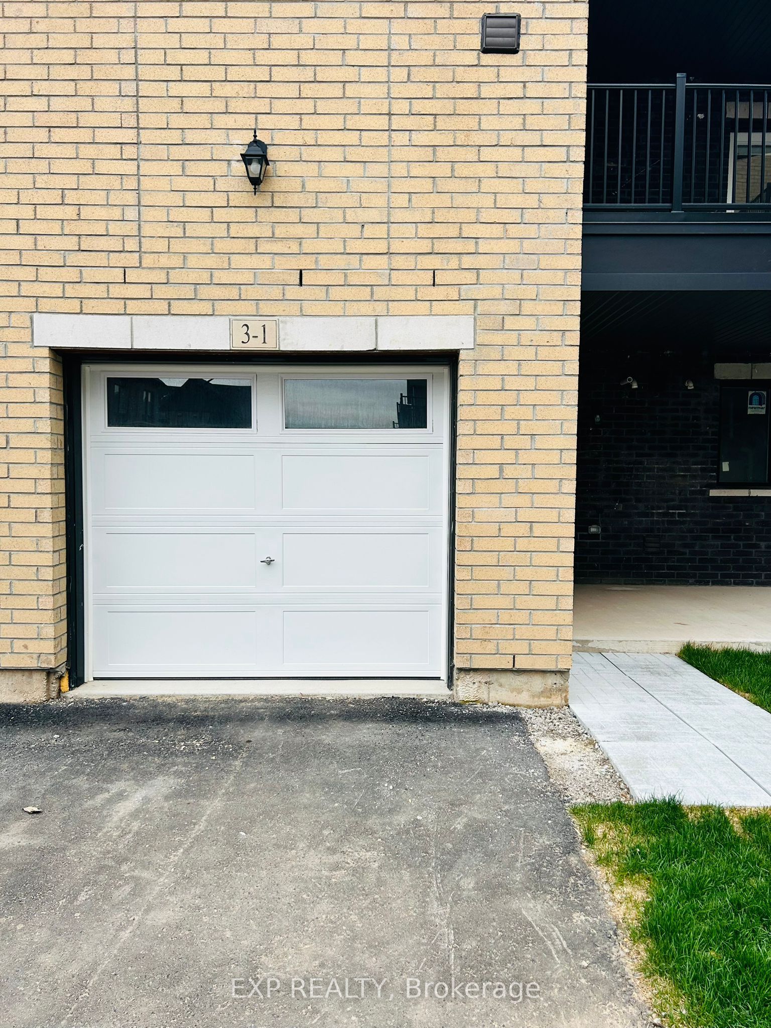 #unit 1 - 3 Marvin Avenue Property Photo 5
