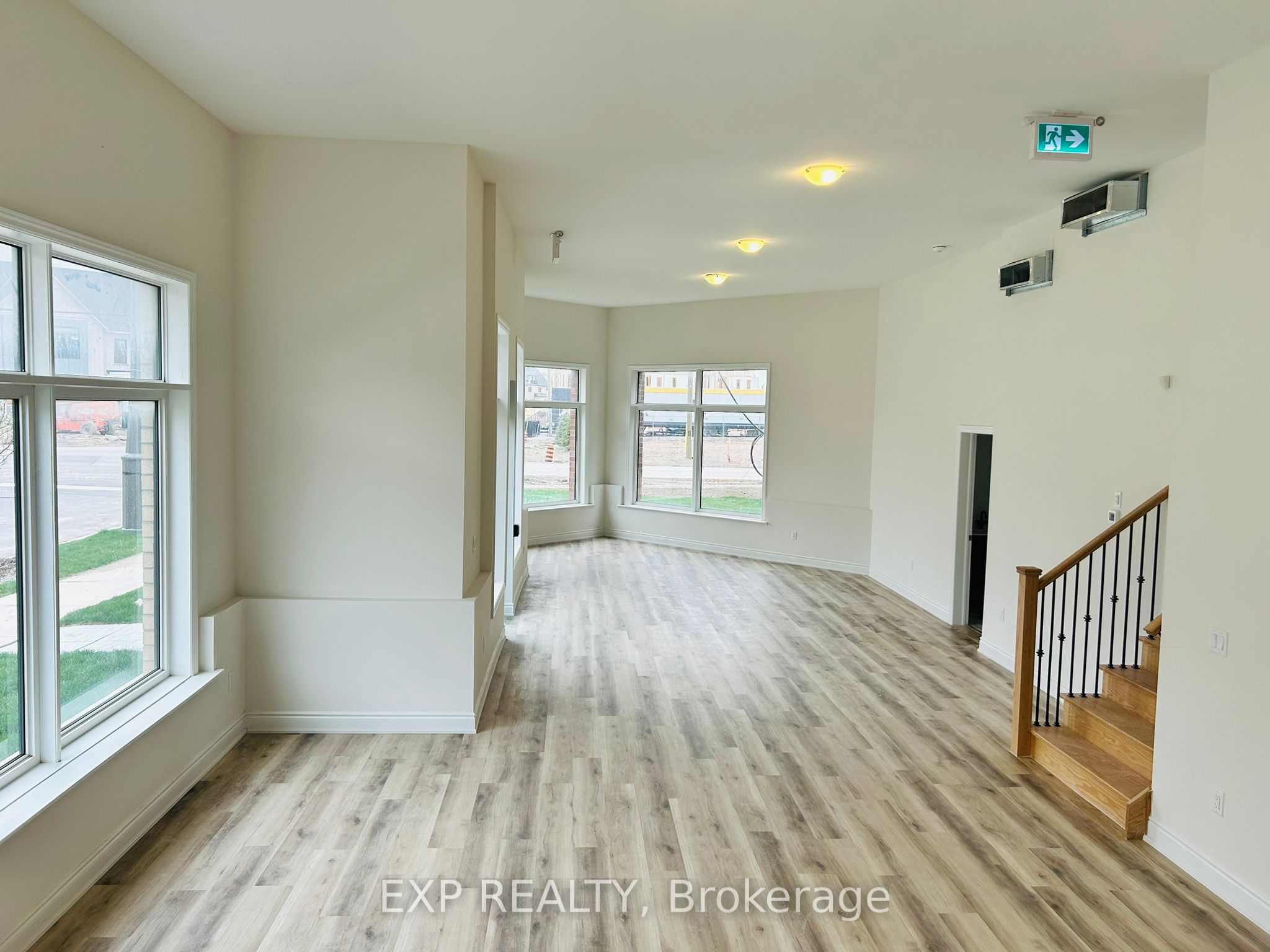 #unit 1 - 3 Marvin Avenue Property Photo 7