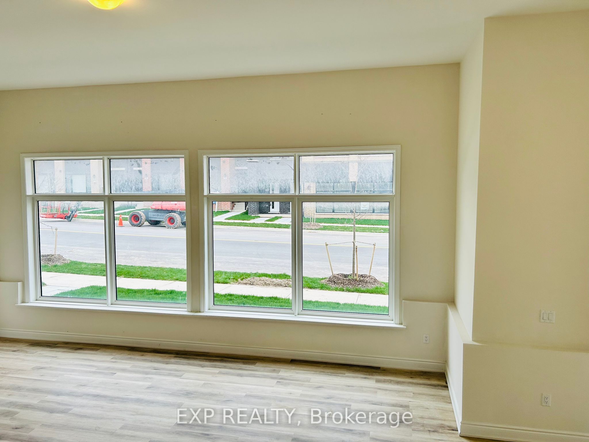 #unit 1 - 3 Marvin Avenue Property Photo 11