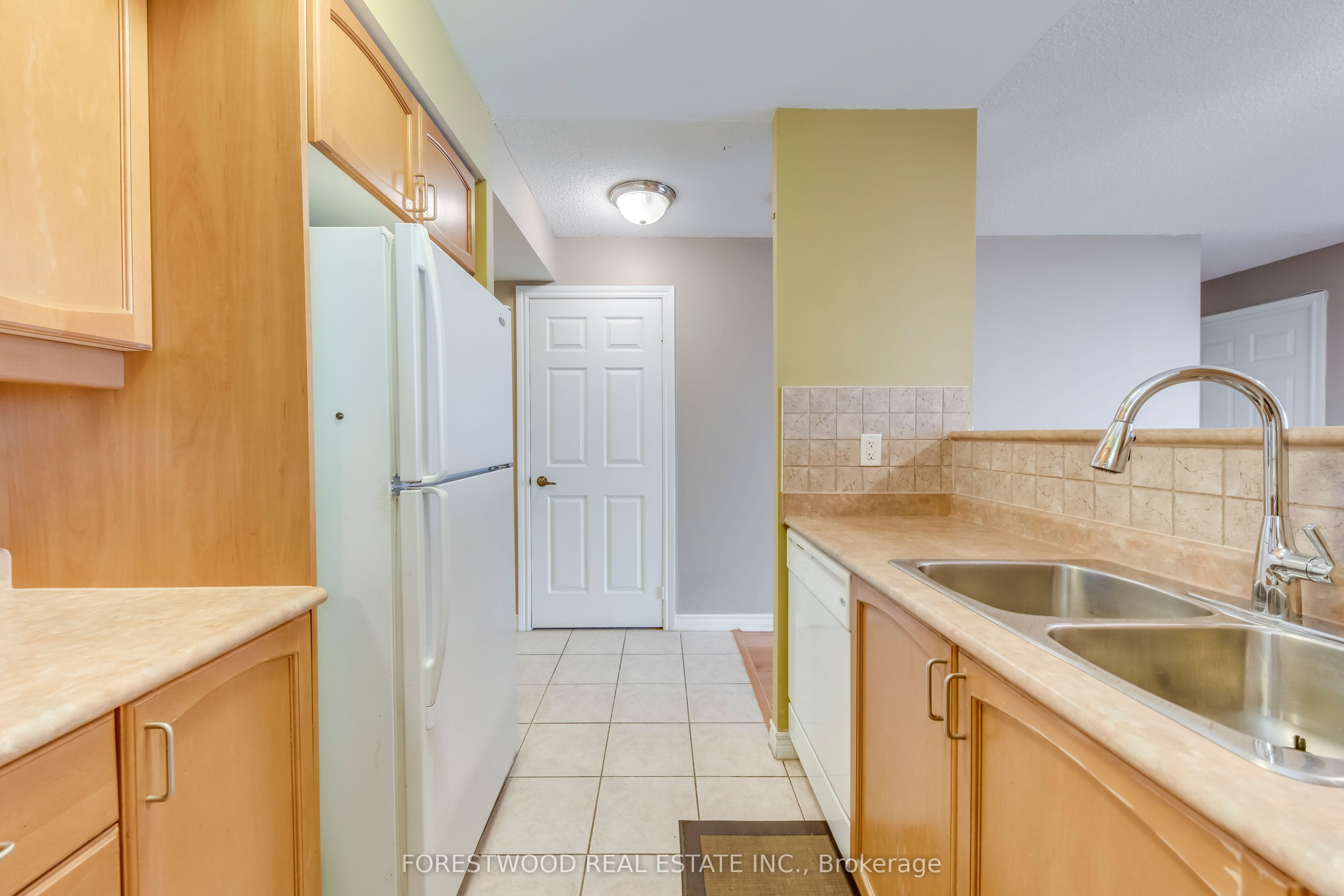 710 Humberwood Boulevard 2002 Property Photo 7