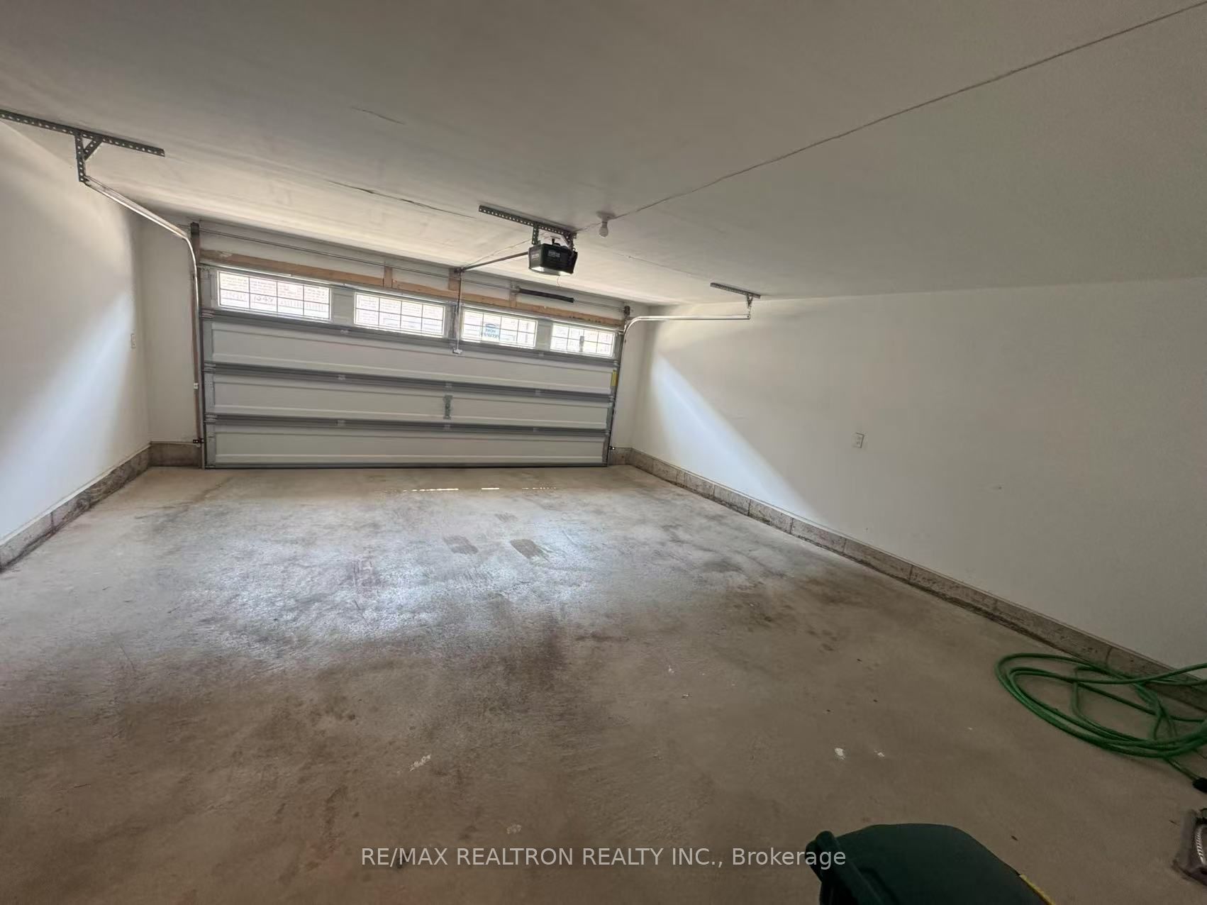 1350 Ripplewood Avenue Property Photo 3