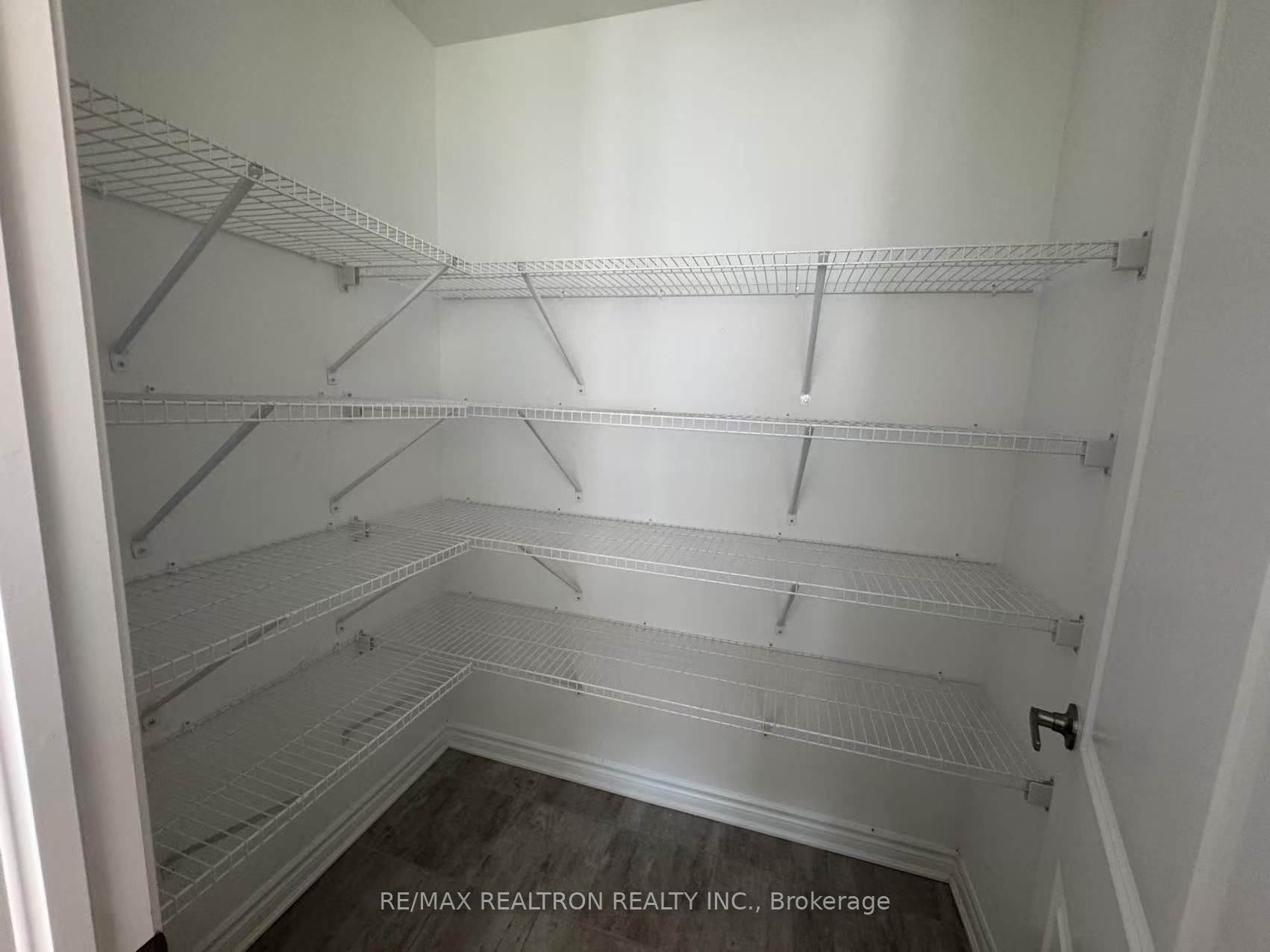 1350 Ripplewood Avenue Property Photo 12