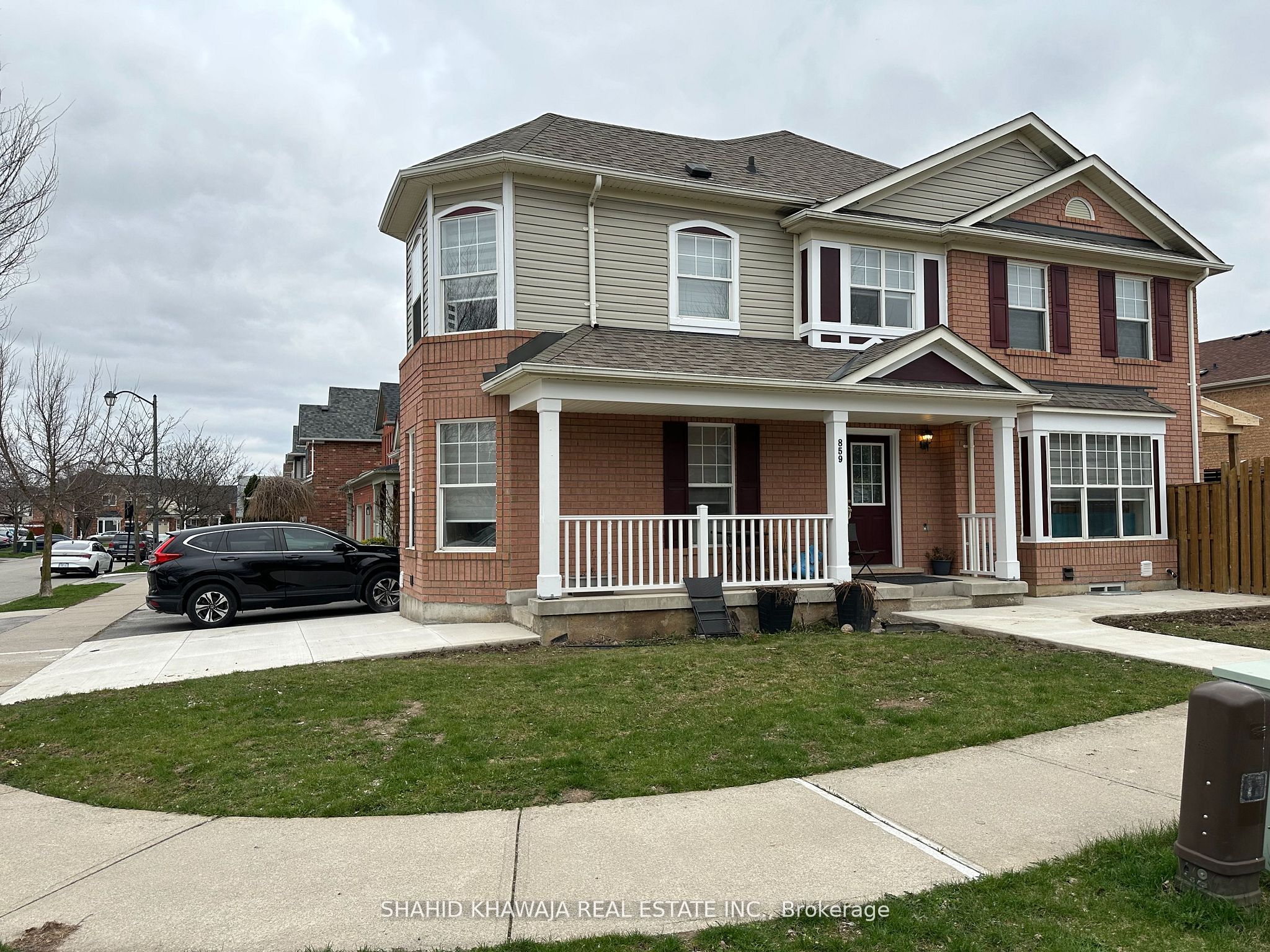 859 Shepherd Place Property Photo 1