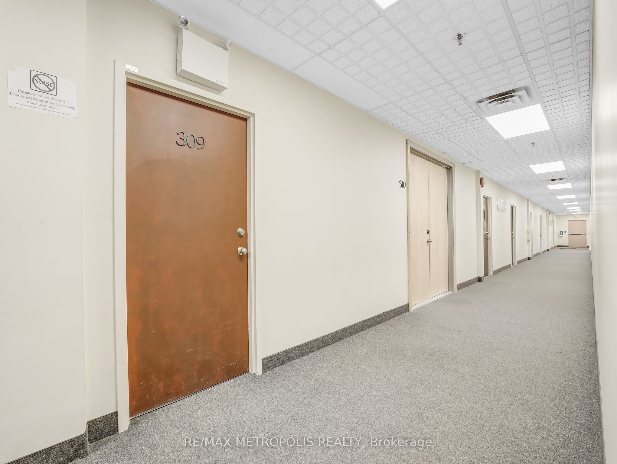 #309 - 1550 South Gateway Road Property Photo 6