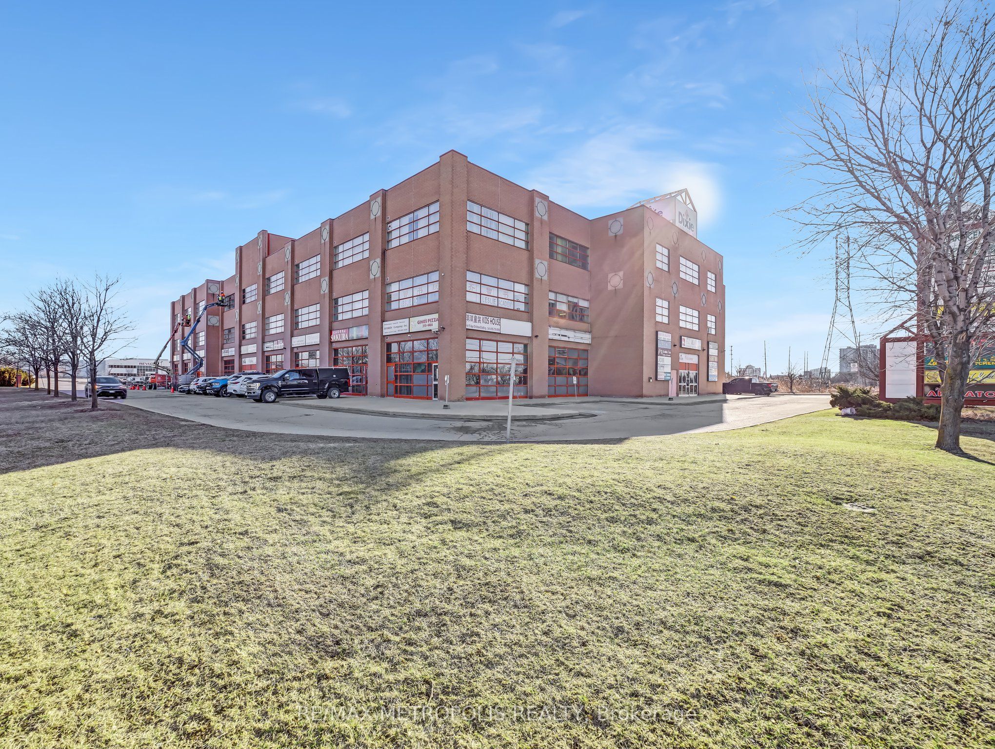 #309 - 1550 South Gateway Road Property Photo 17