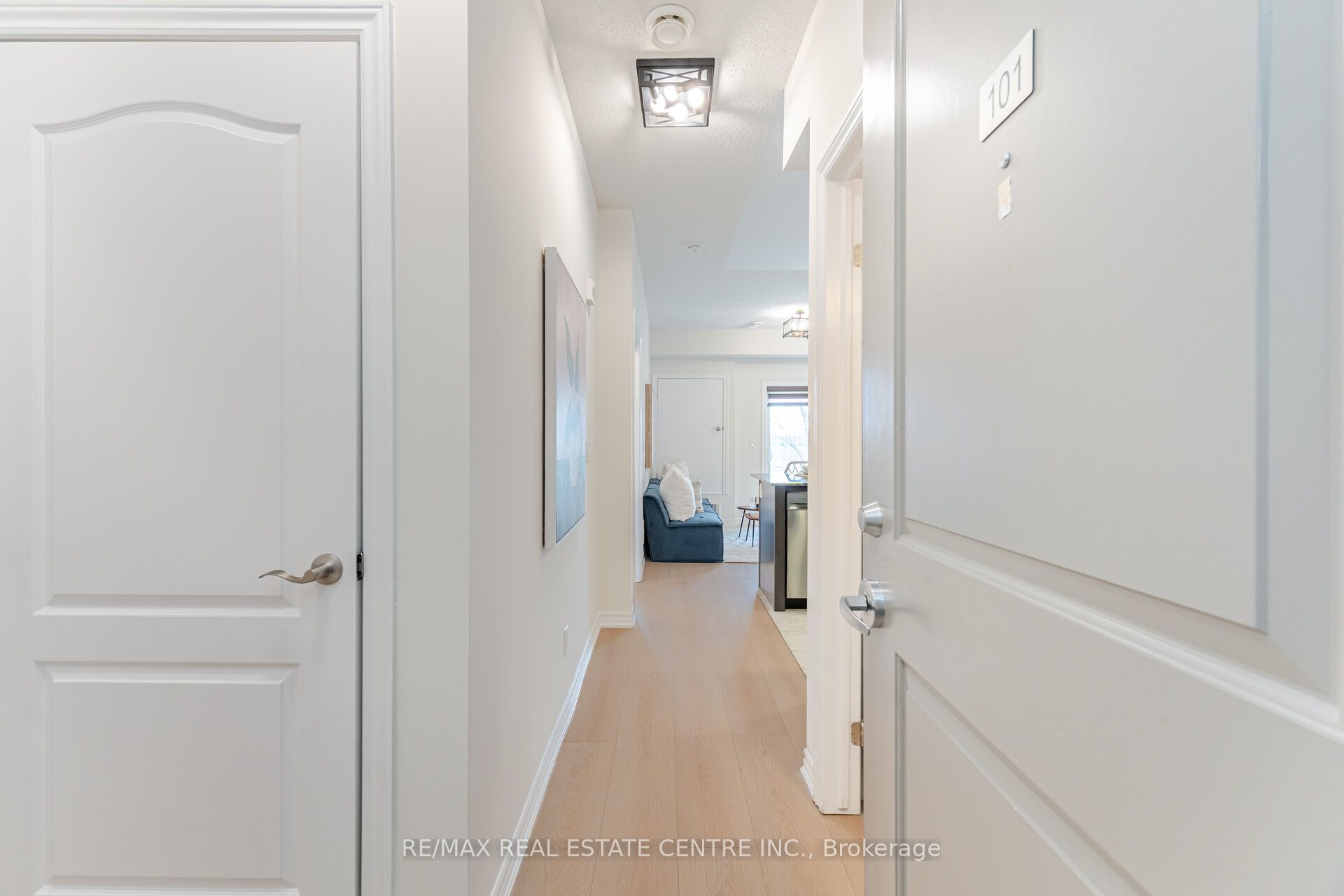 #101 - 1370 Costigan Road Property Photo 8