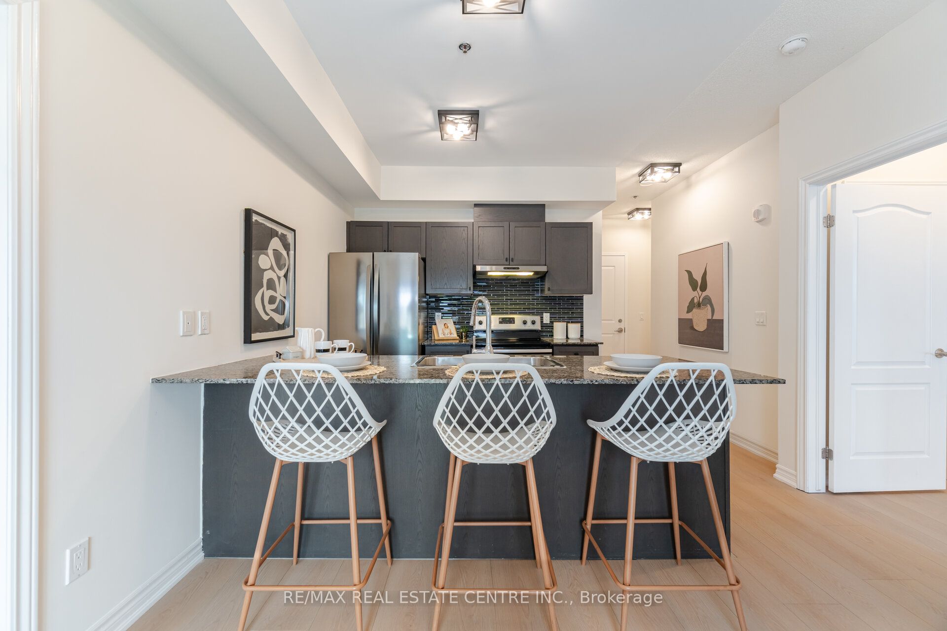 #101 - 1370 Costigan Road Property Photo 12