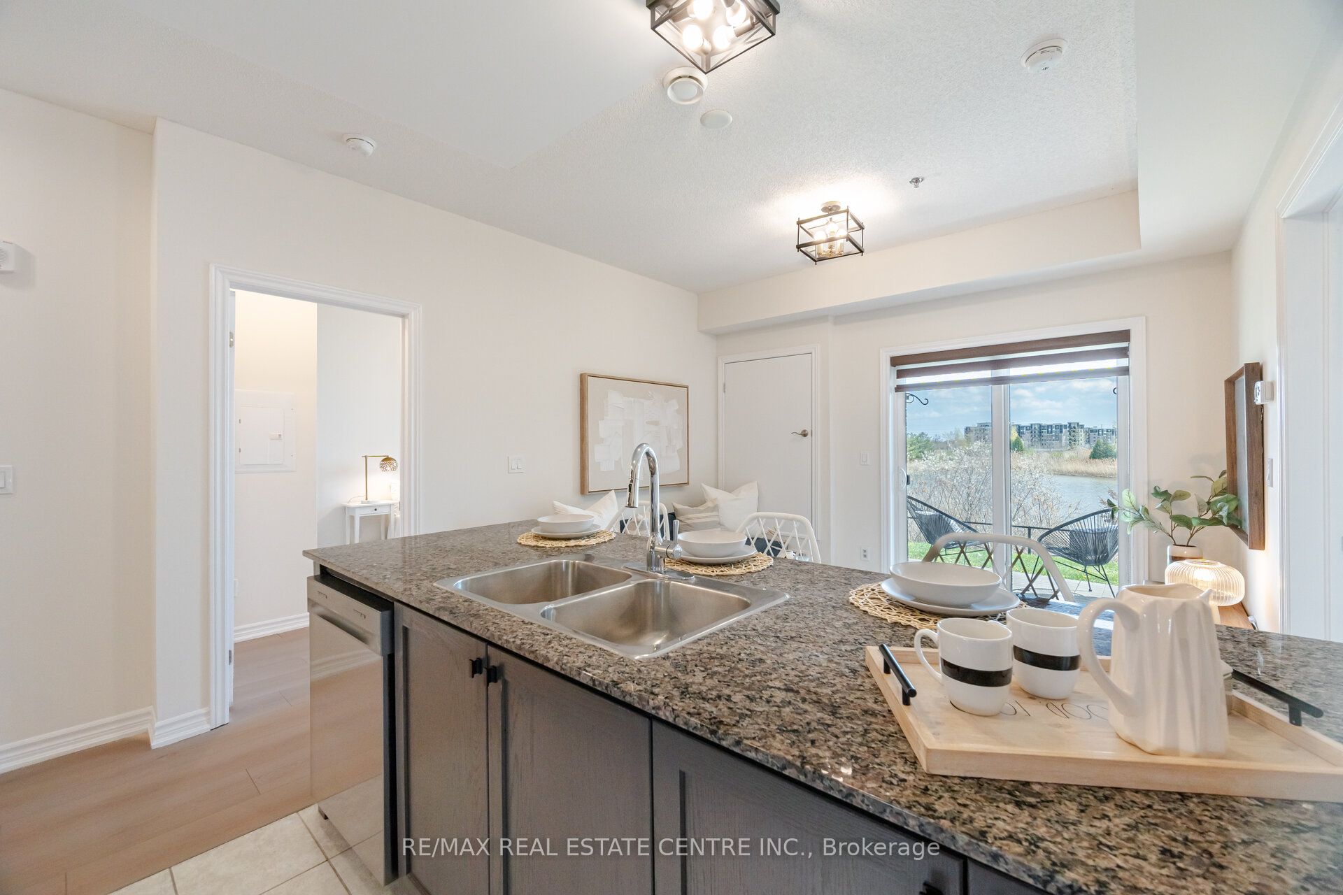 #101 - 1370 Costigan Road Property Photo 13