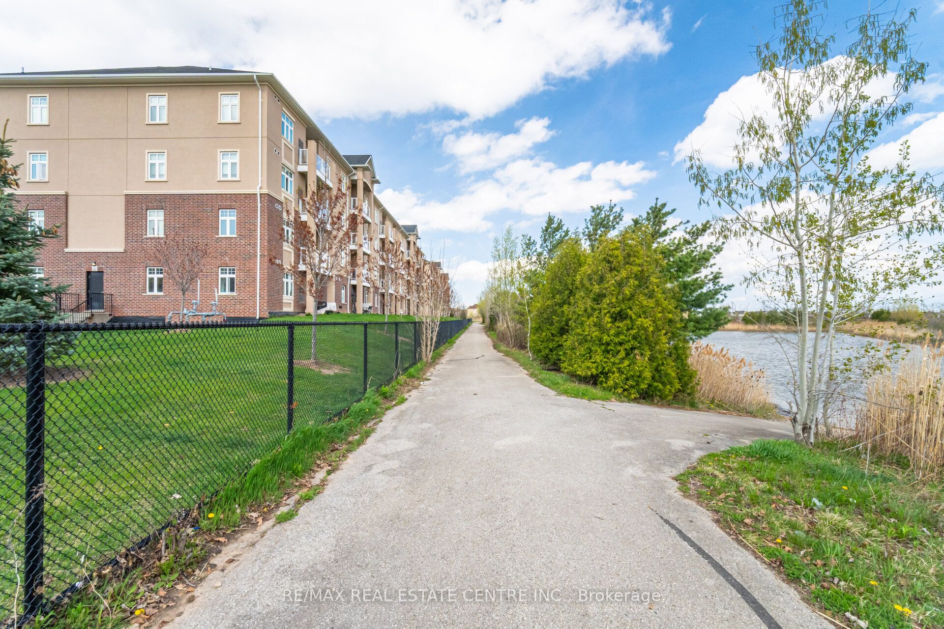#101 - 1370 Costigan Road Property Photo 34