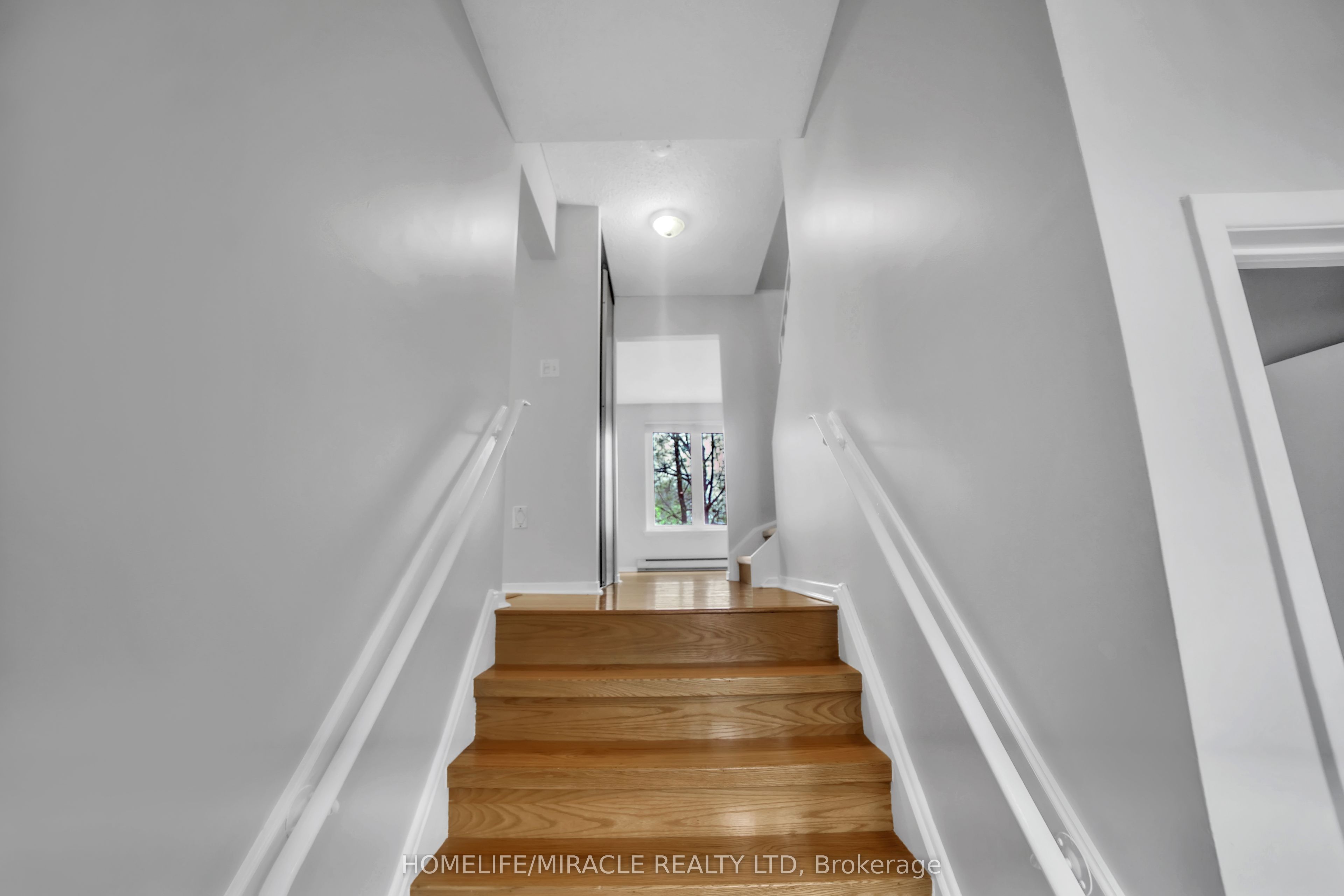 22 Rosset Crescent Property Photo 8
