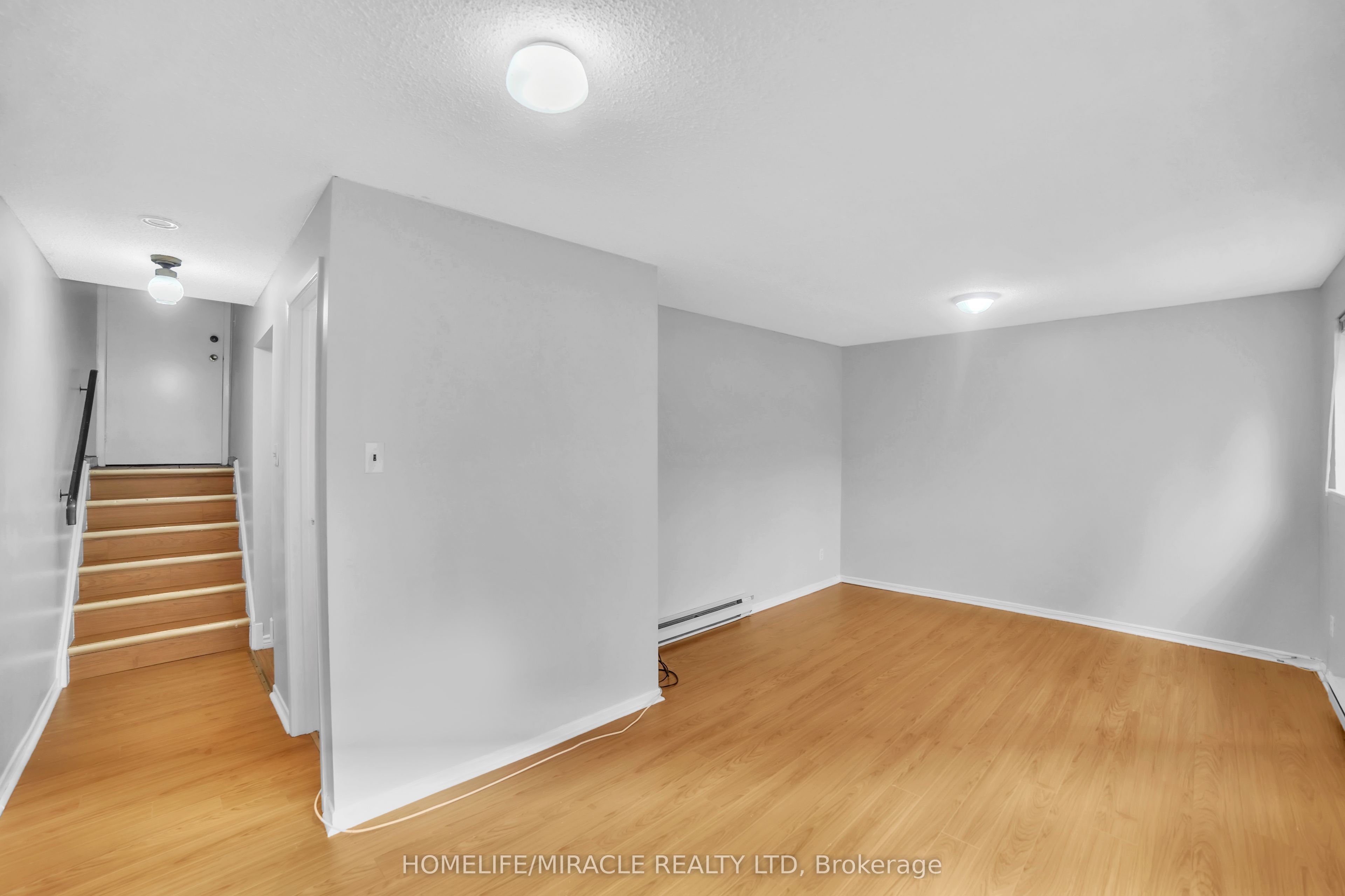 22 Rosset Crescent Property Photo 28