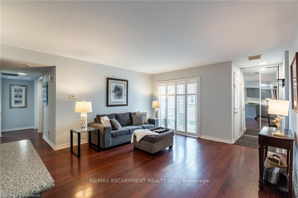 #201 - 1701 Lampman Avenue Property Photo 4