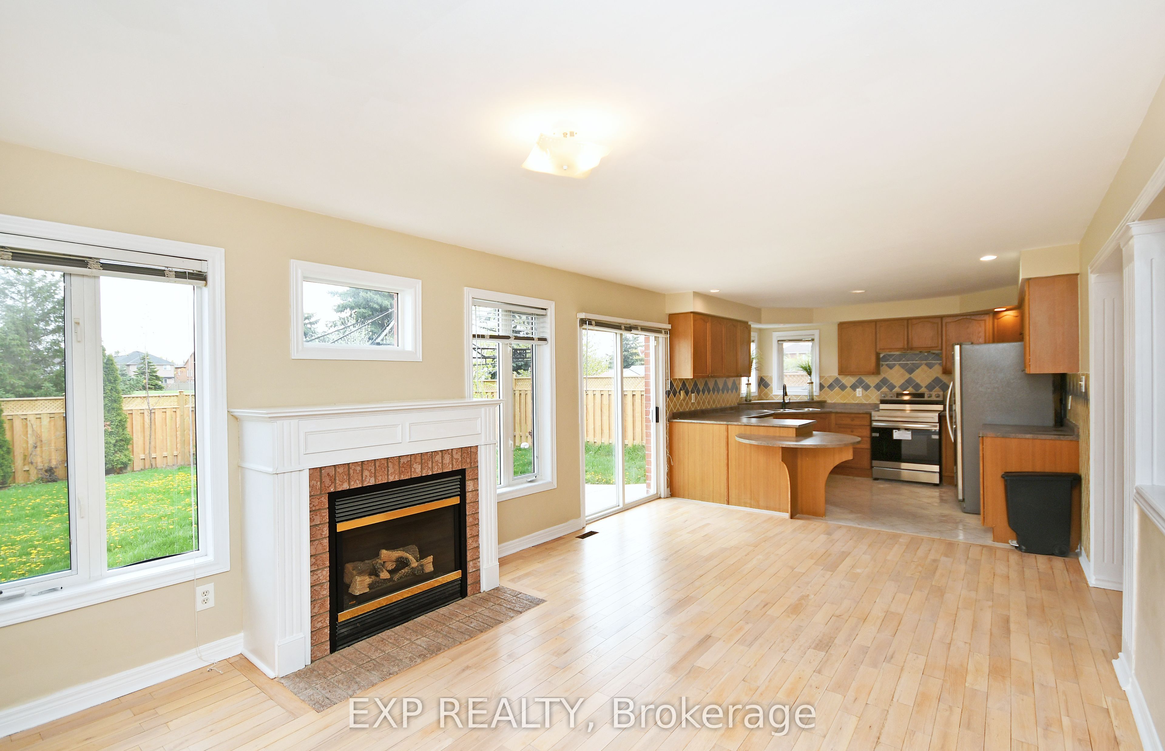 #main - 3134 Innisdale Road Property Photo 10