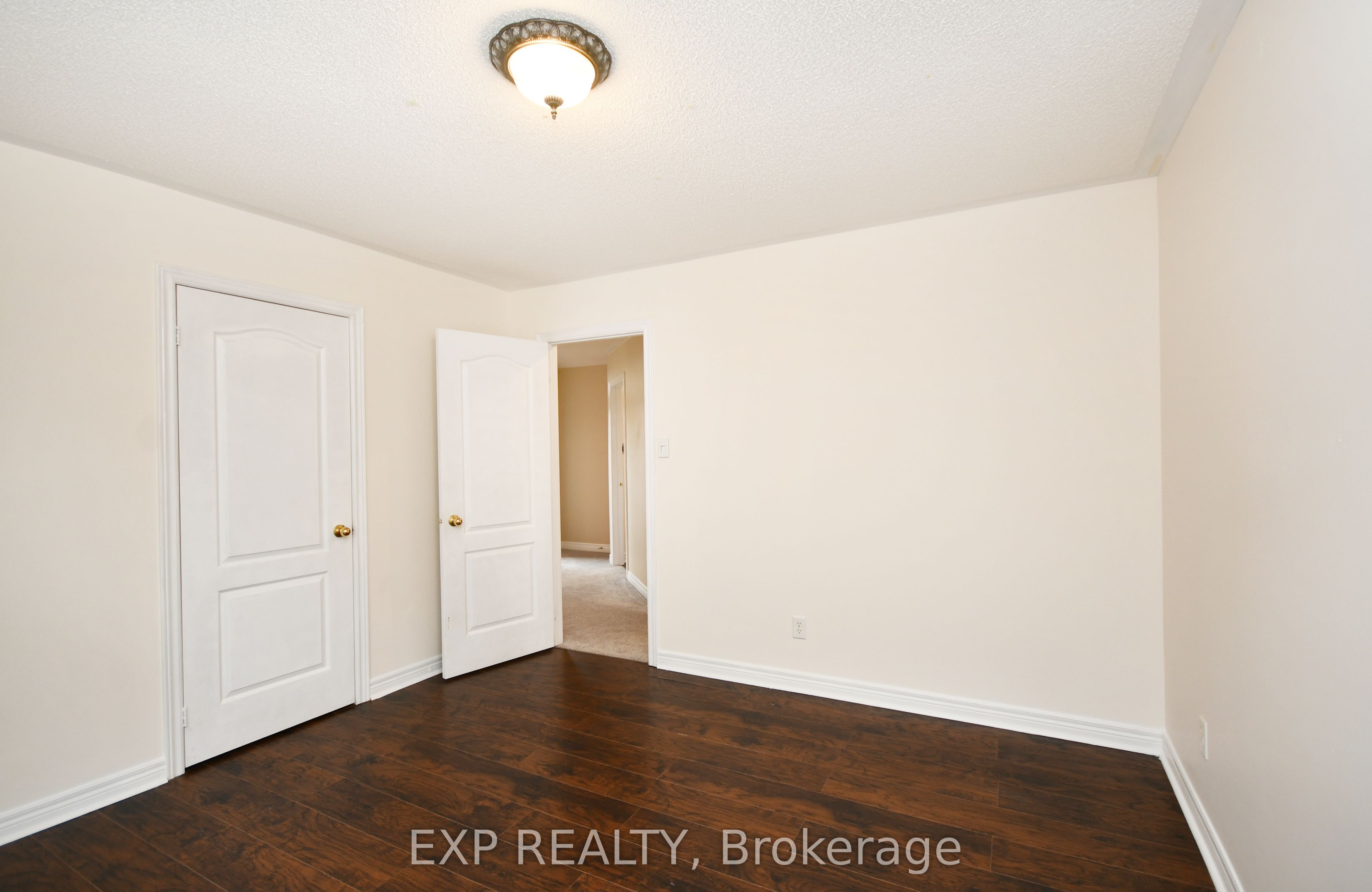 #main - 3134 Innisdale Road Property Photo 17