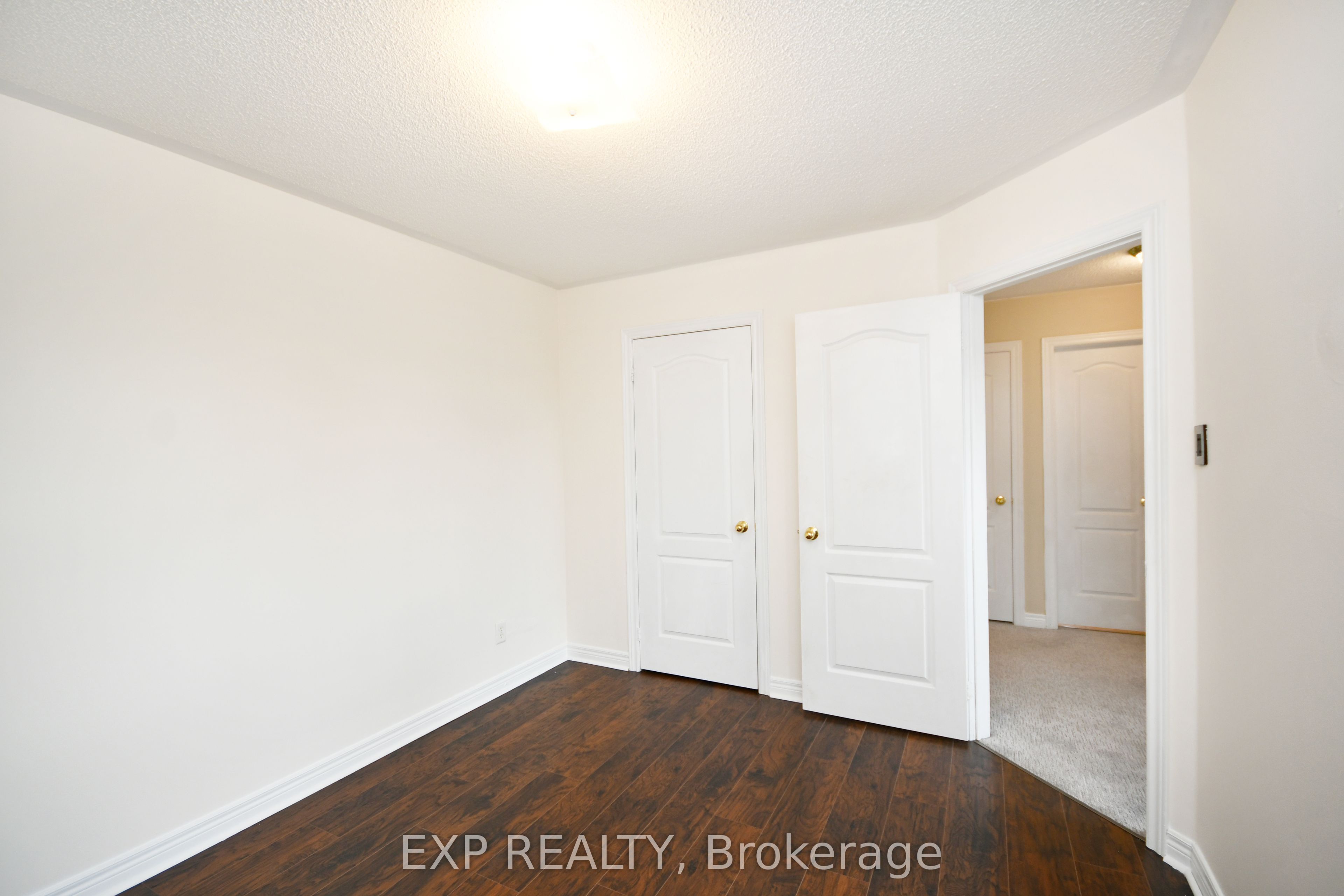 #main - 3134 Innisdale Road Property Photo 19